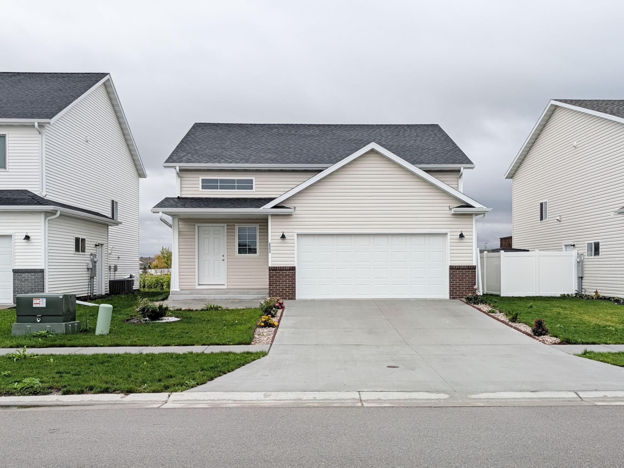 2024 single family home for sale at 2553 FULTON Loop S in Fargo, ND — 3 bed, 2 bath