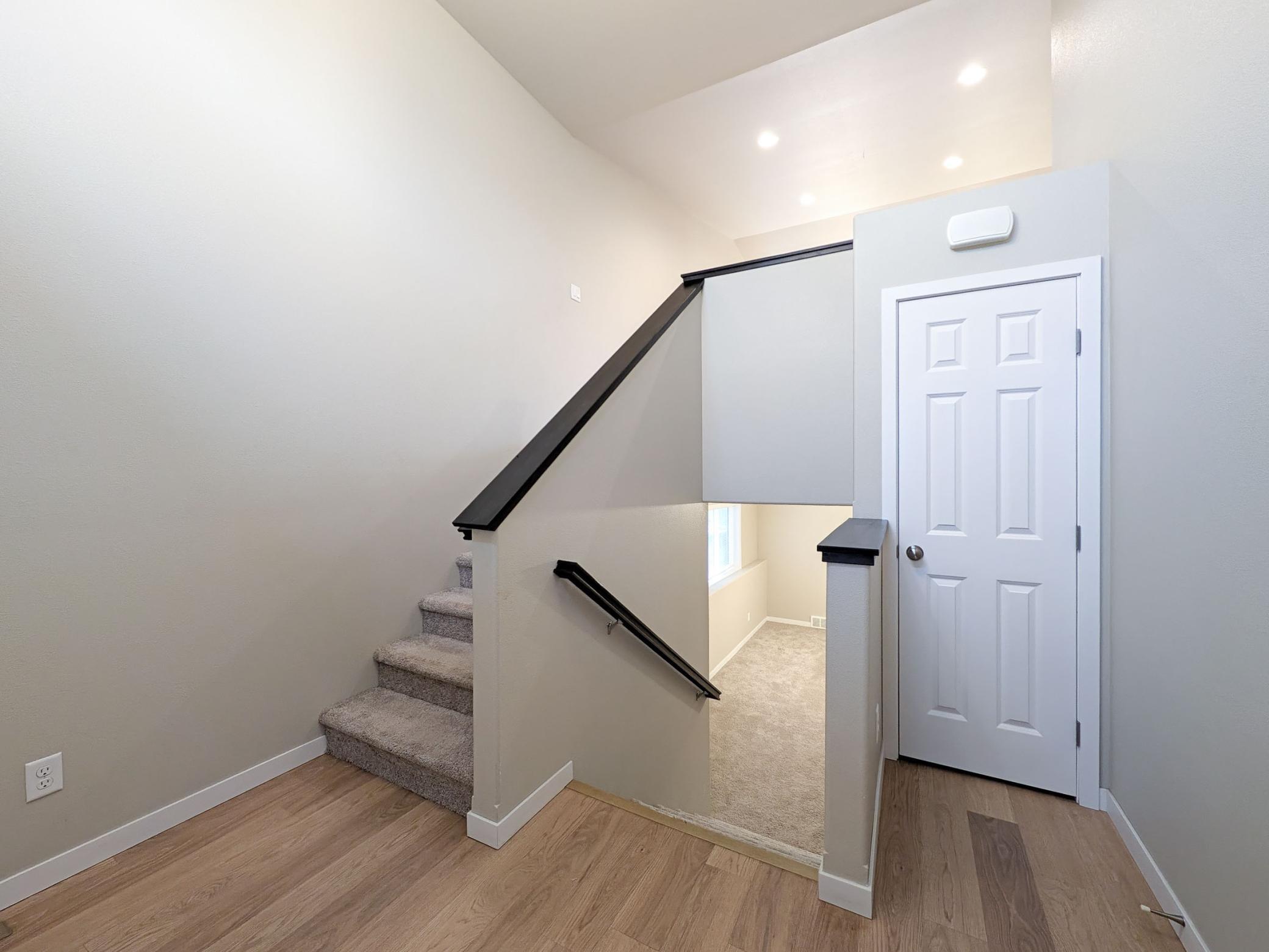 2024 single family home for sale at 2553 FULTON Loop S in Fargo, ND — 3 bed, 2 bath (photo 28 of 44)