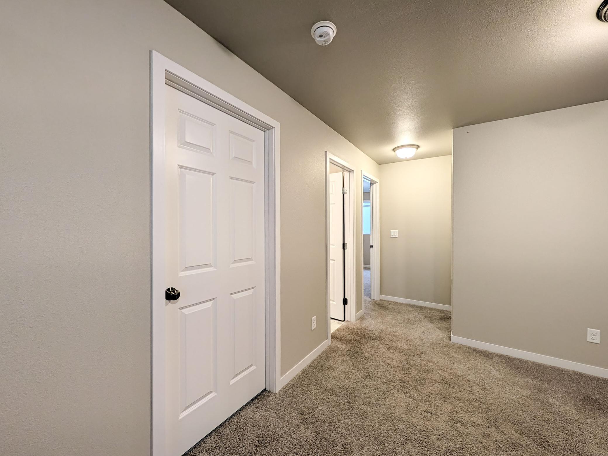 2024 single family home for sale at 2553 FULTON Loop S in Fargo, ND — 3 bed, 2 bath (photo 30 of 44)