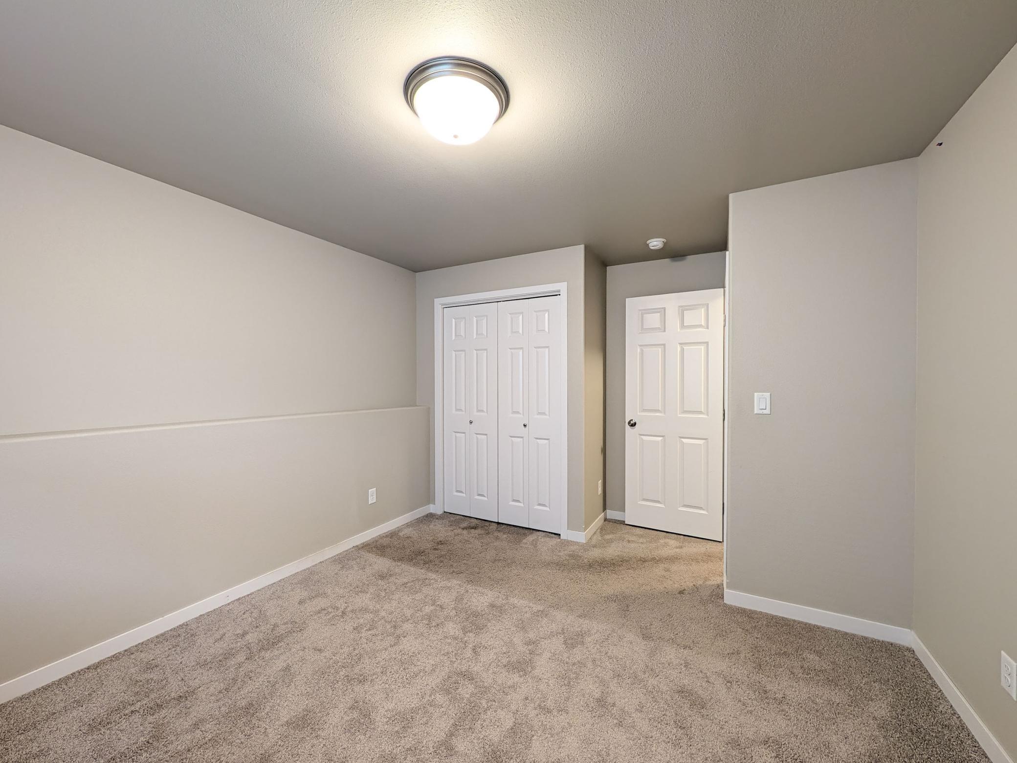 2024 single family home for sale at 2553 FULTON Loop S in Fargo, ND — 3 bed, 2 bath (photo 32 of 44)
