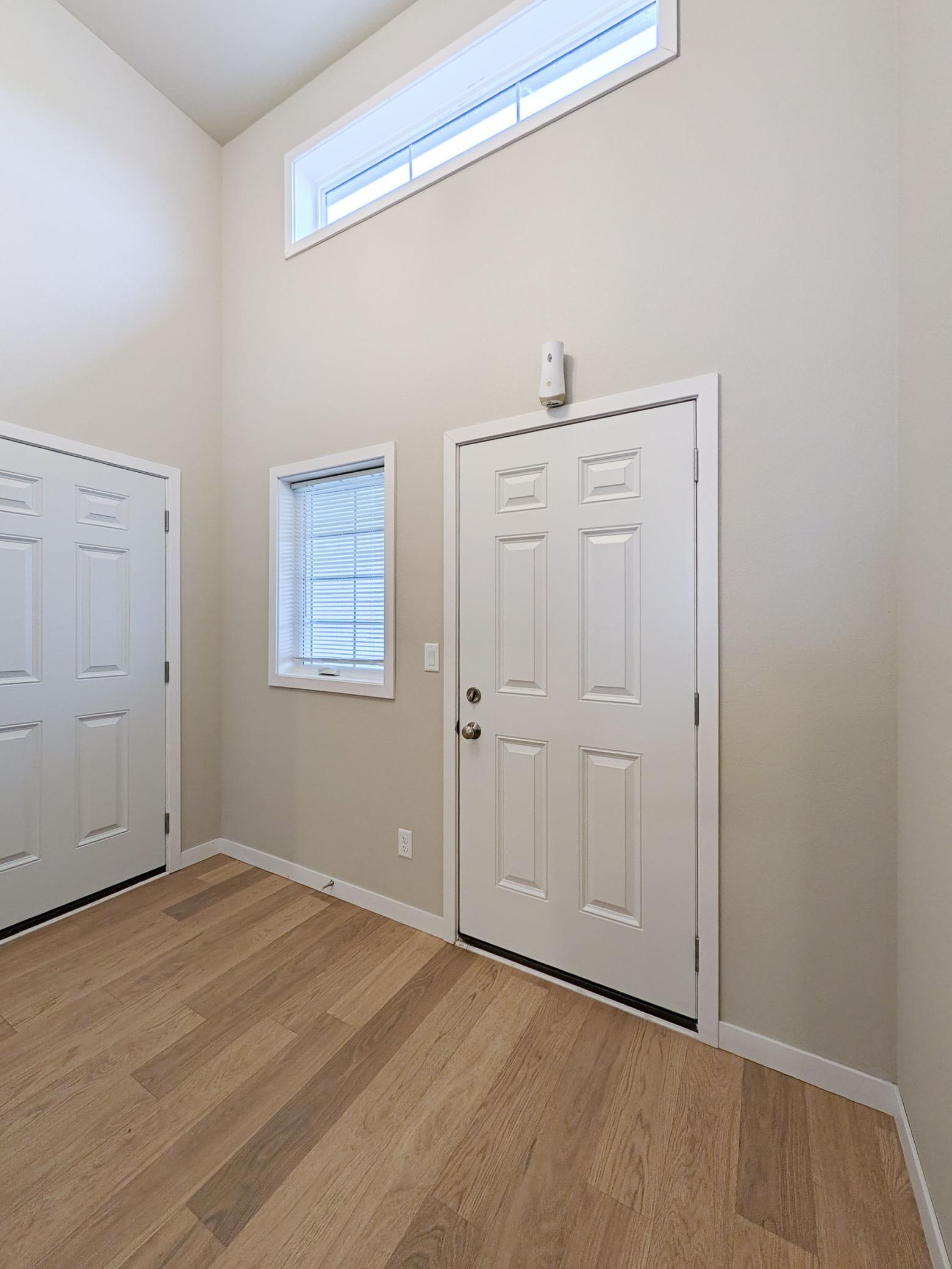 2024 single family home for sale at 2553 FULTON Loop S in Fargo, ND — 3 bed, 2 bath (photo 9 of 44)