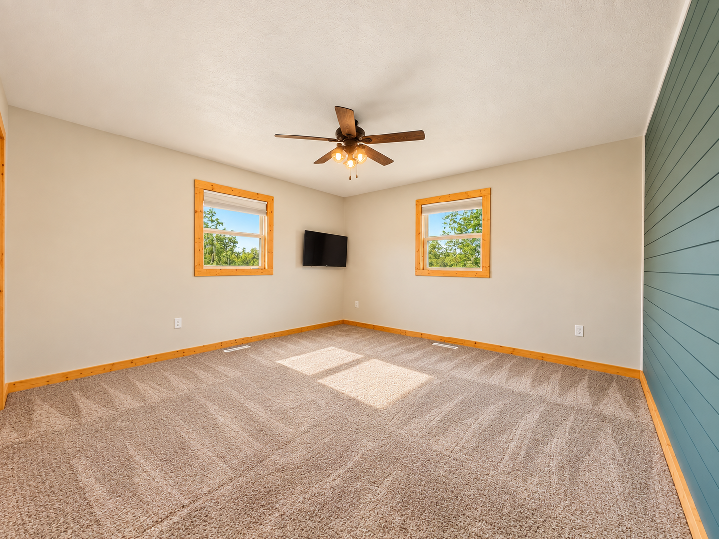 1970 single family home for sale at 12861 5th Street SE in Hope, ND — 3 bed, 1 bath (photo 16 of 26)