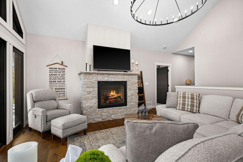 2025 single family home for sale at 21006 S Moose Point Lane in Grand Rapids, MN — 4 bed, 4 bath (photo 13 of 63)