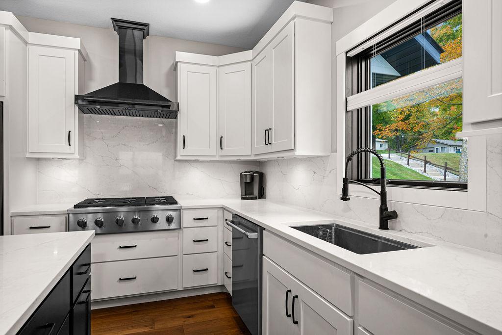 2025 single family home for sale at 21006 S Moose Point Lane in Grand Rapids, MN — 4 bed, 4 bath (photo 19 of 63)