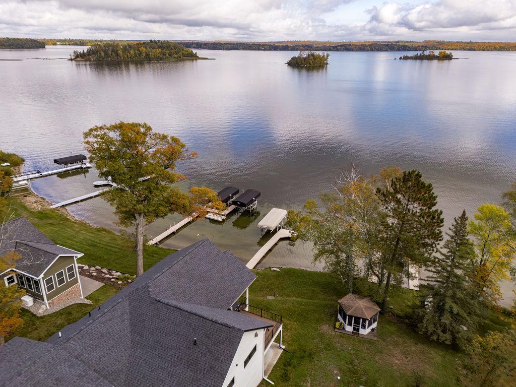 2025 single family home for sale at 21006 S Moose Point Lane in Grand Rapids, MN — 4 bed, 4 bath (photo 52 of 63)