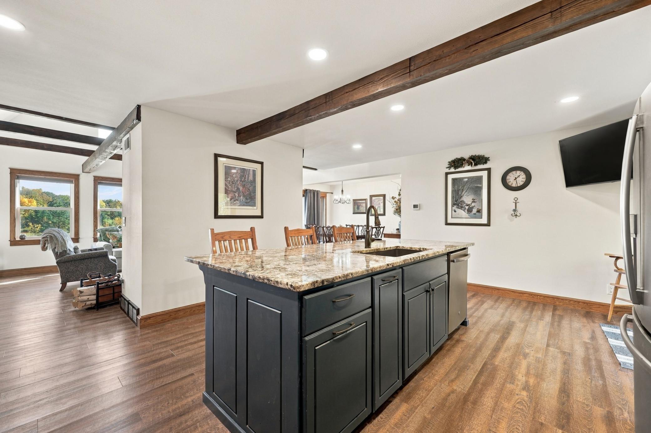 1985 single family home for sale at 29517 County Highway 24 in Erhard, MN — 3 bed, 4 bath (photo 12 of 50)
