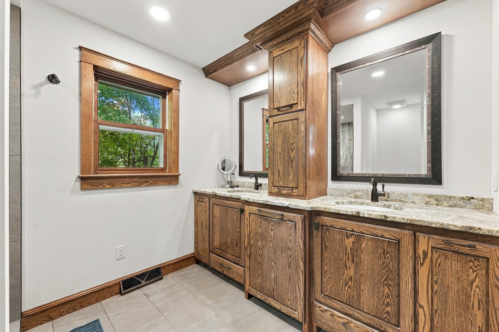 1985 single family home for sale at 29517 County Highway 24 in Erhard, MN — 3 bed, 4 bath (photo 19 of 50)
