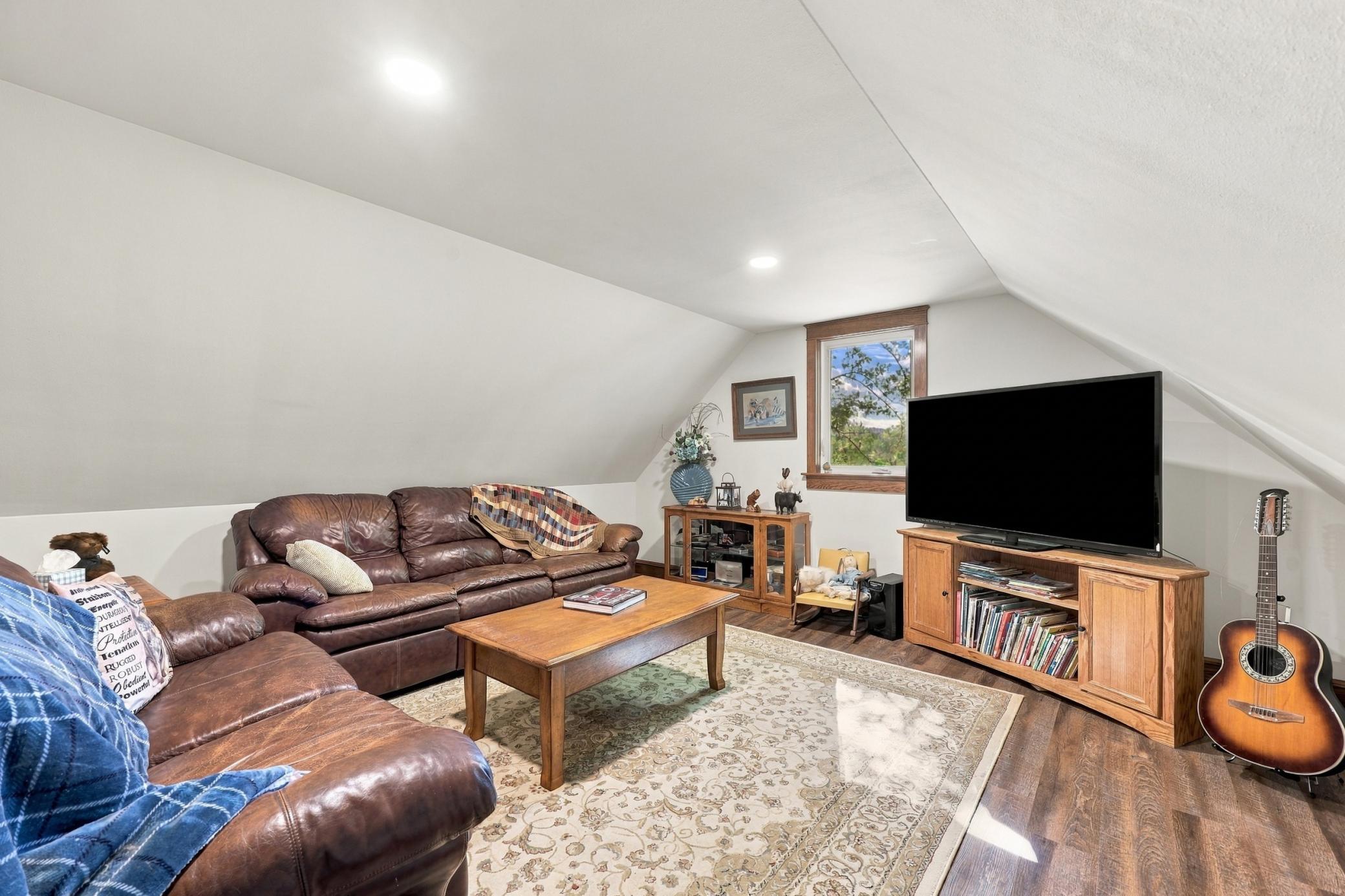 1985 single family home for sale at 29517 County Highway 24 in Erhard, MN — 3 bed, 4 bath (photo 27 of 50)