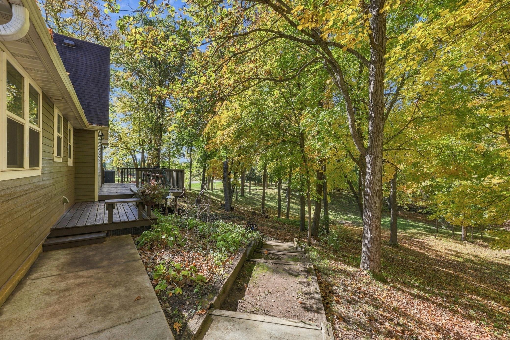 1985 single family home for sale at 29517 County Highway 24 in Erhard, MN — 3 bed, 4 bath (photo 37 of 50)