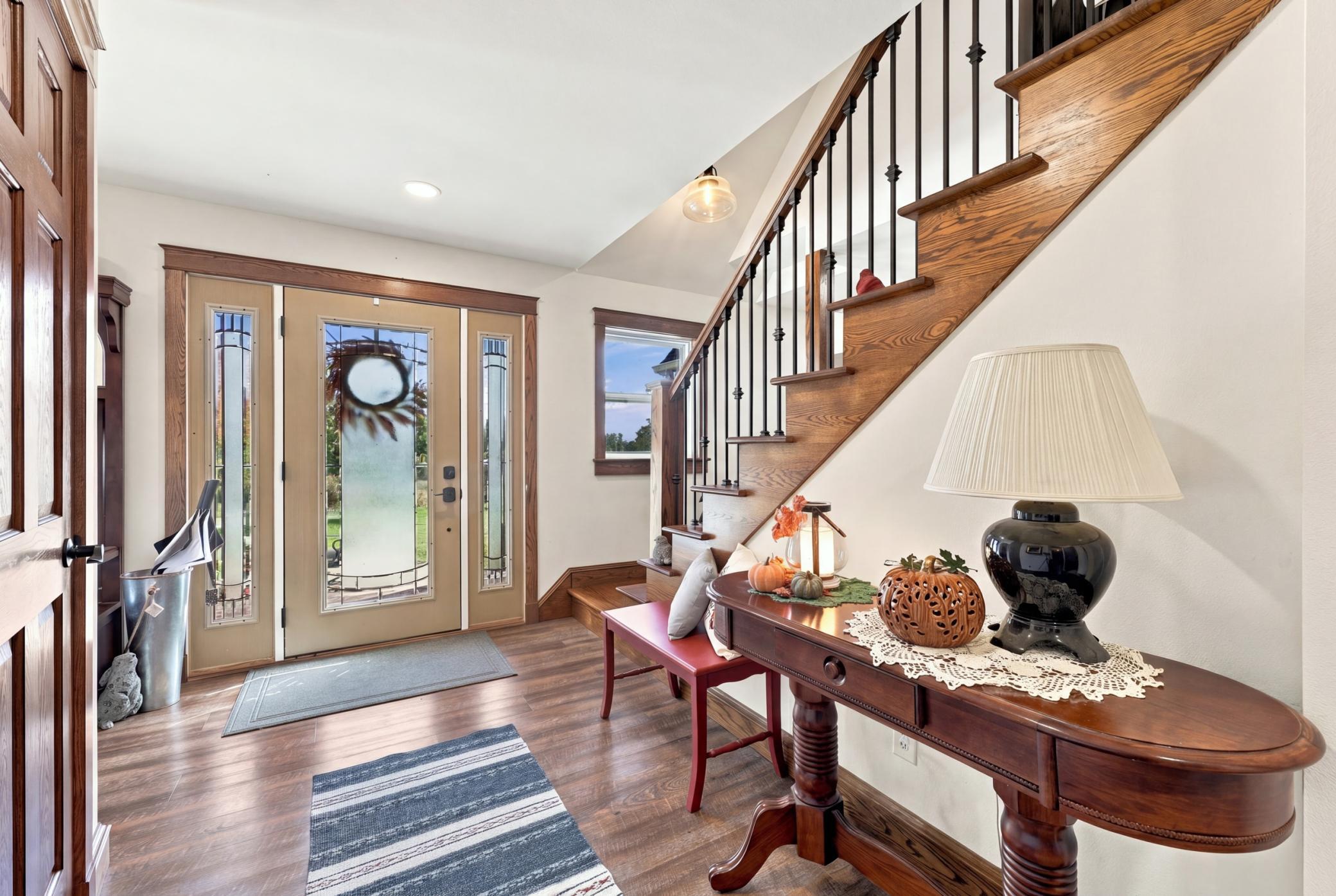 1985 single family home for sale at 29517 County Highway 24 in Erhard, MN — 3 bed, 4 bath (photo 6 of 50)