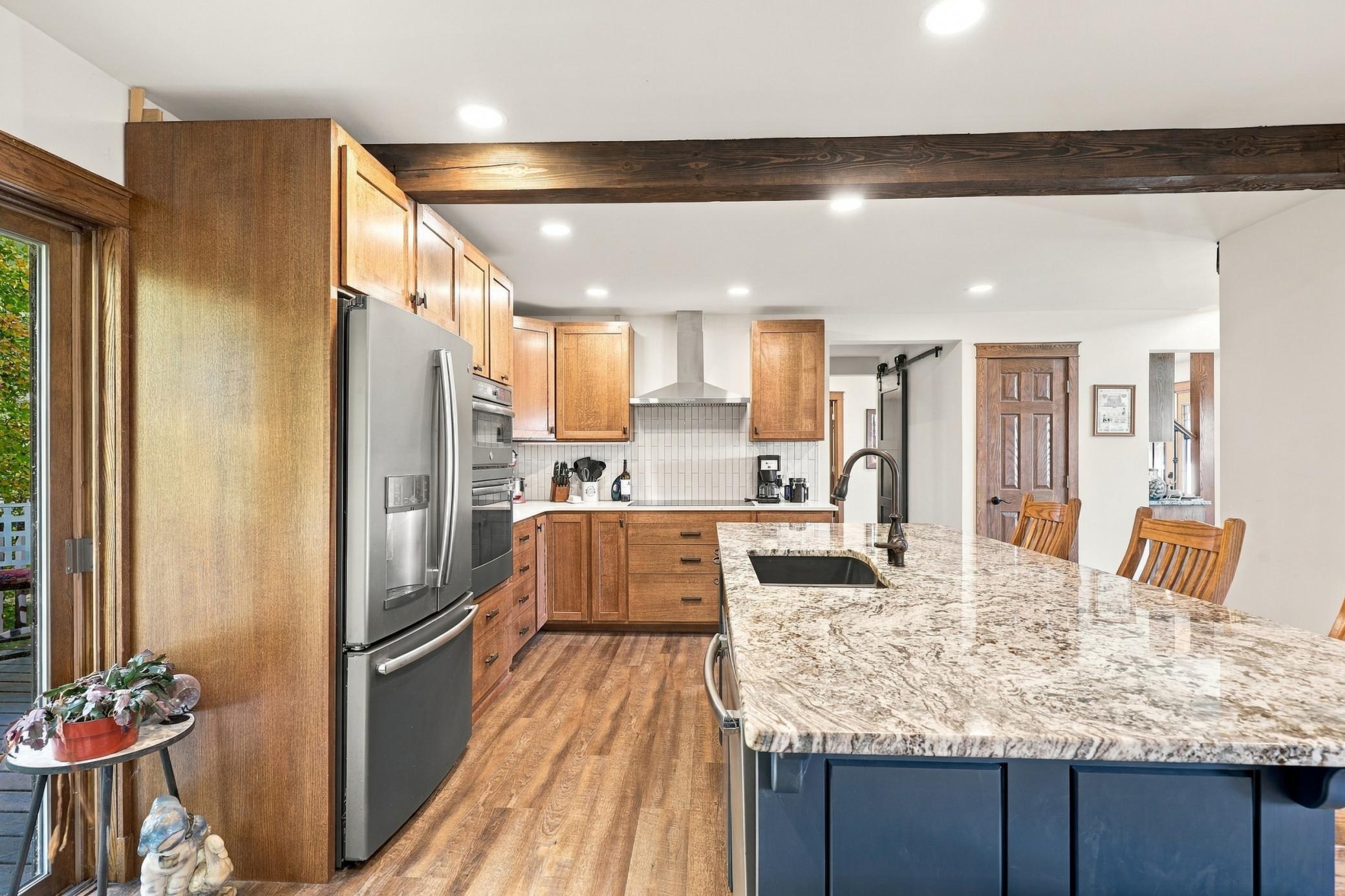 1985 single family home for sale at 29517 County Highway 24 in Erhard, MN — 3 bed, 4 bath (photo 10 of 50)
