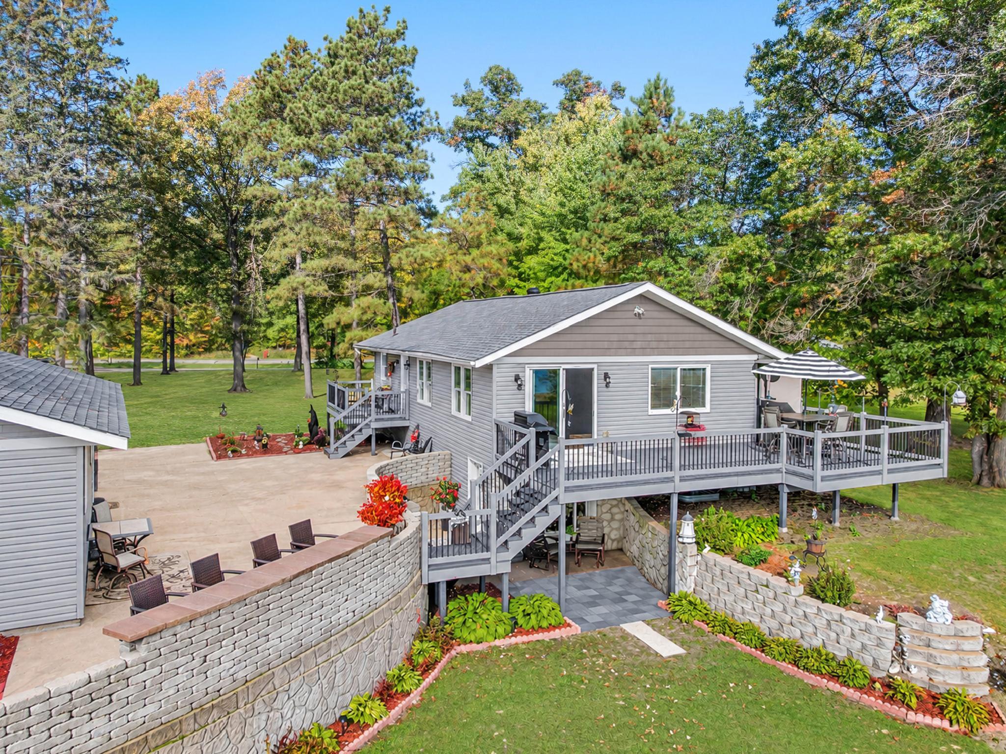 2010 single family home for sale at 23732 Clover Drive in Merrifield, MN — 3 bed, 3 bath (photo 3 of 43)