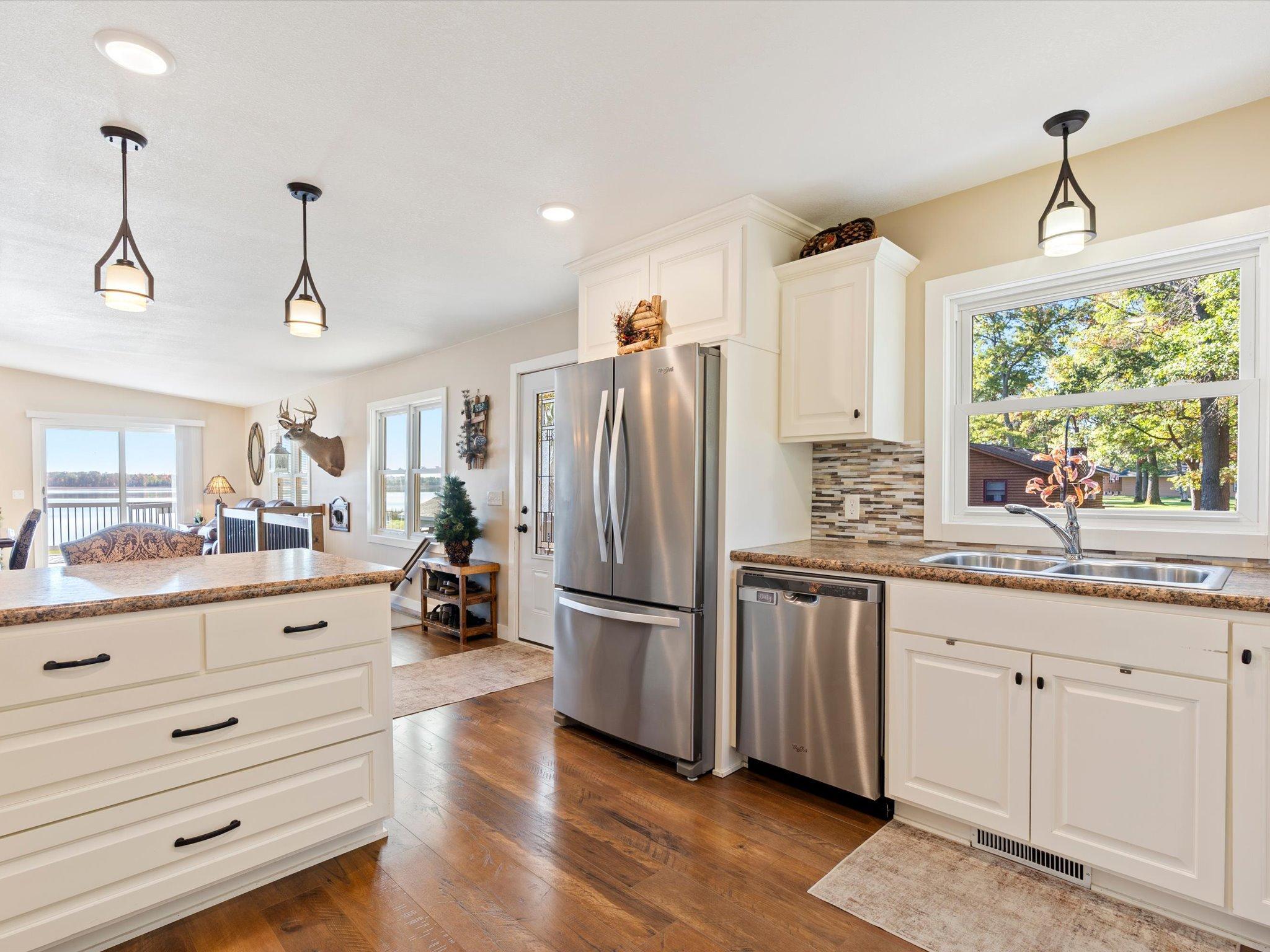 2010 single family home for sale at 23732 Clover Drive in Merrifield, MN — 3 bed, 3 bath (photo 10 of 43)