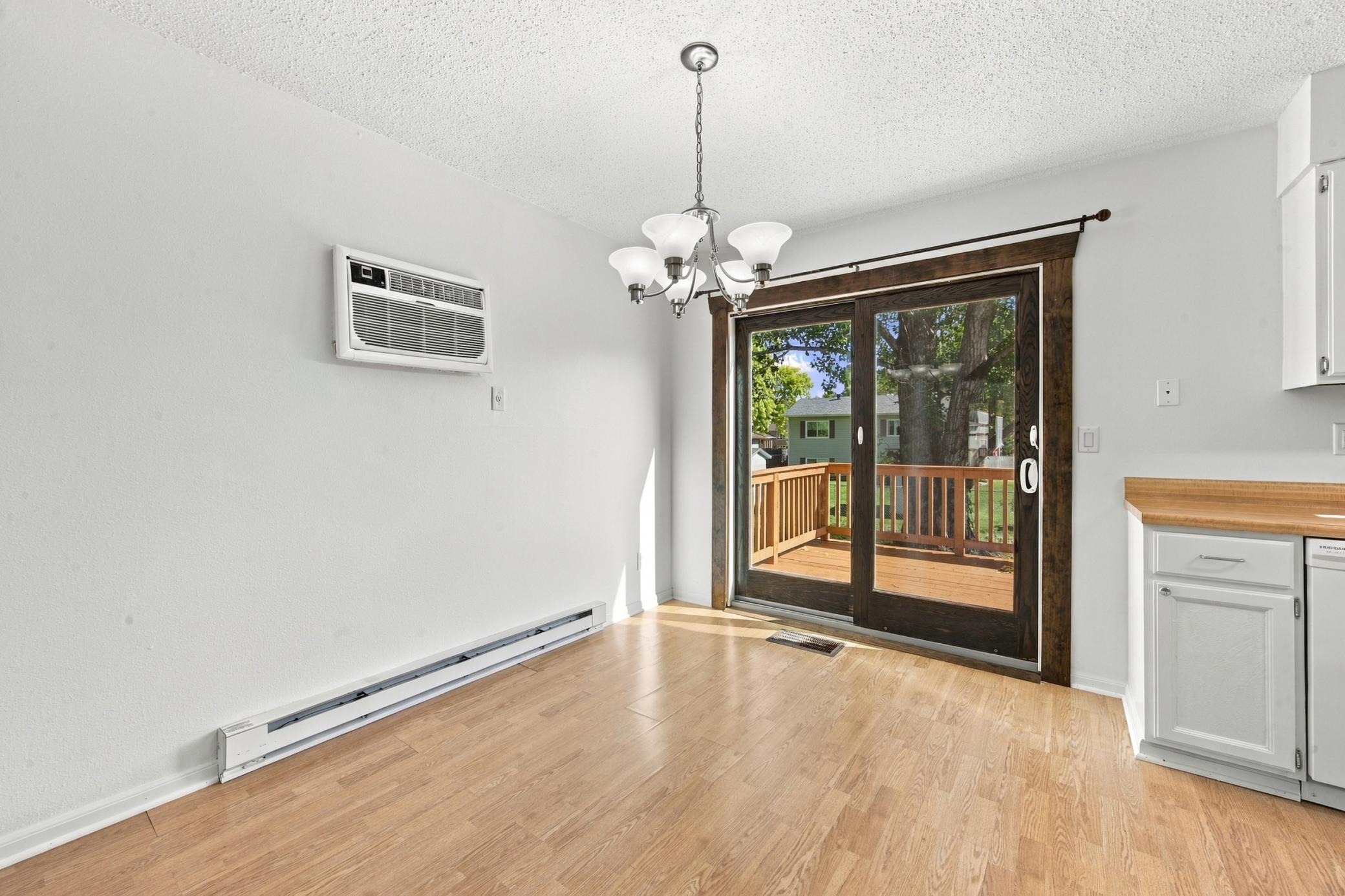 1977 twin home for sale at 2323 Sundance Circle S in Fargo, ND — 2 bed, 2 bath (photo 11 of 27)