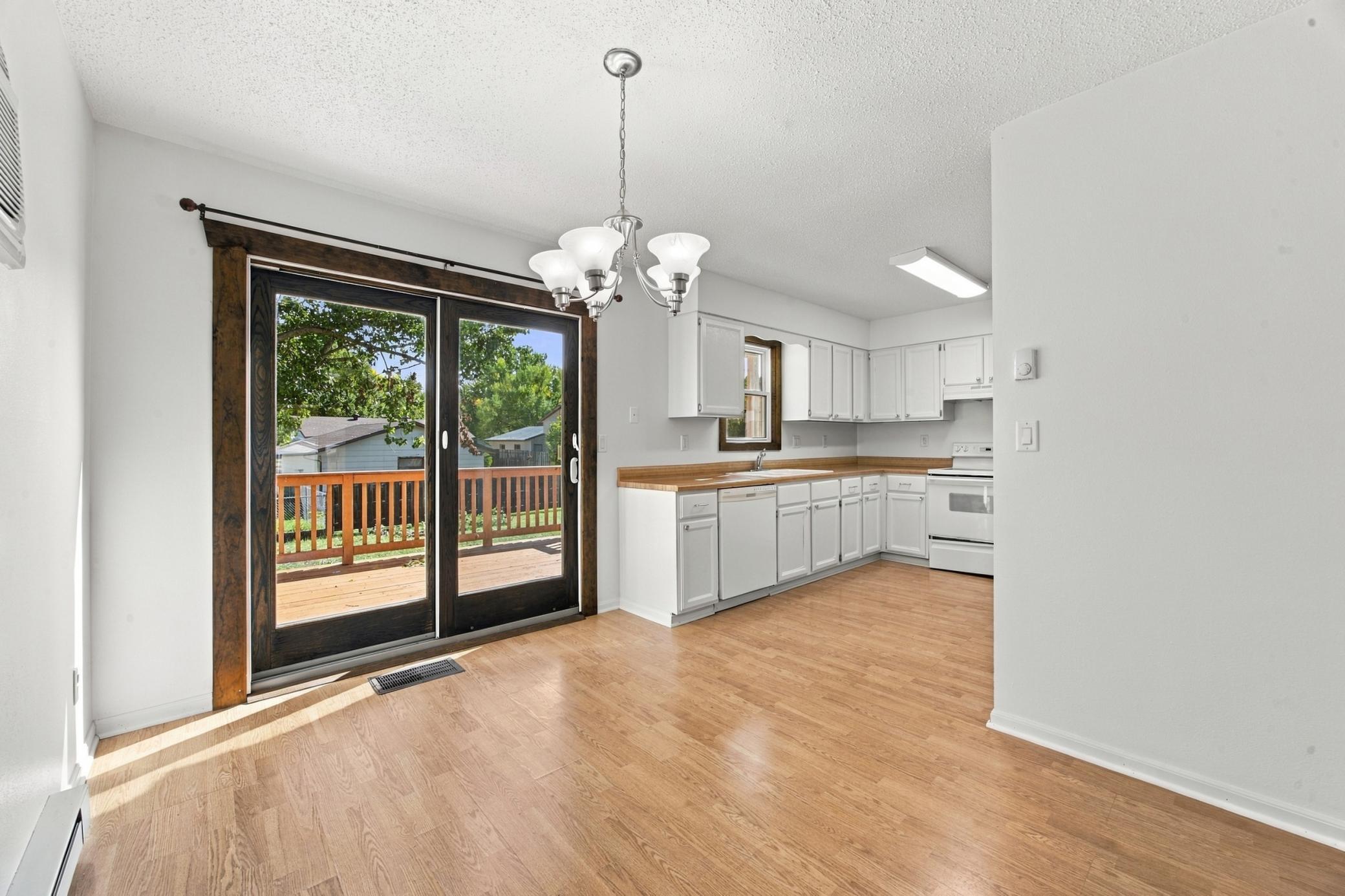 1977 twin home for sale at 2323 Sundance Circle S in Fargo, ND — 2 bed, 2 bath (photo 12 of 27)