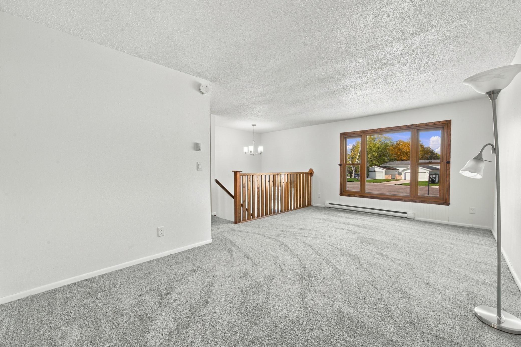 1977 twin home for sale at 2323 Sundance Circle S in Fargo, ND — 2 bed, 2 bath (photo 7 of 27)