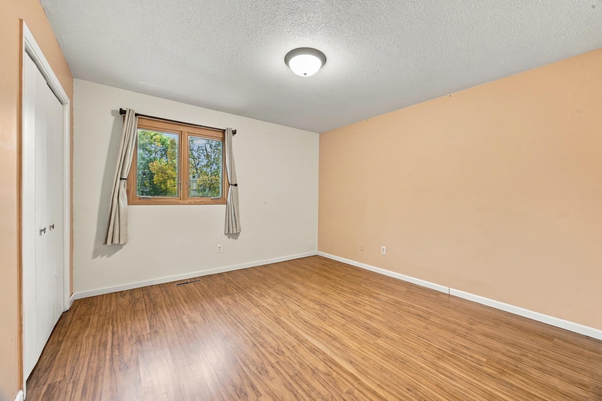 1973 townhouse for sale at 3218 2nd Street N in Fargo, ND — 2 bed, 3 bath (photo 14 of 23)