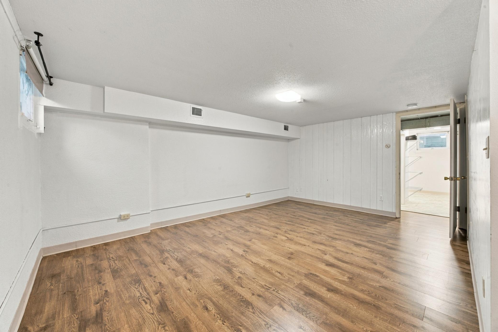 1973 townhouse for sale at 3218 2nd Street N in Fargo, ND — 2 bed, 3 bath (photo 17 of 23)