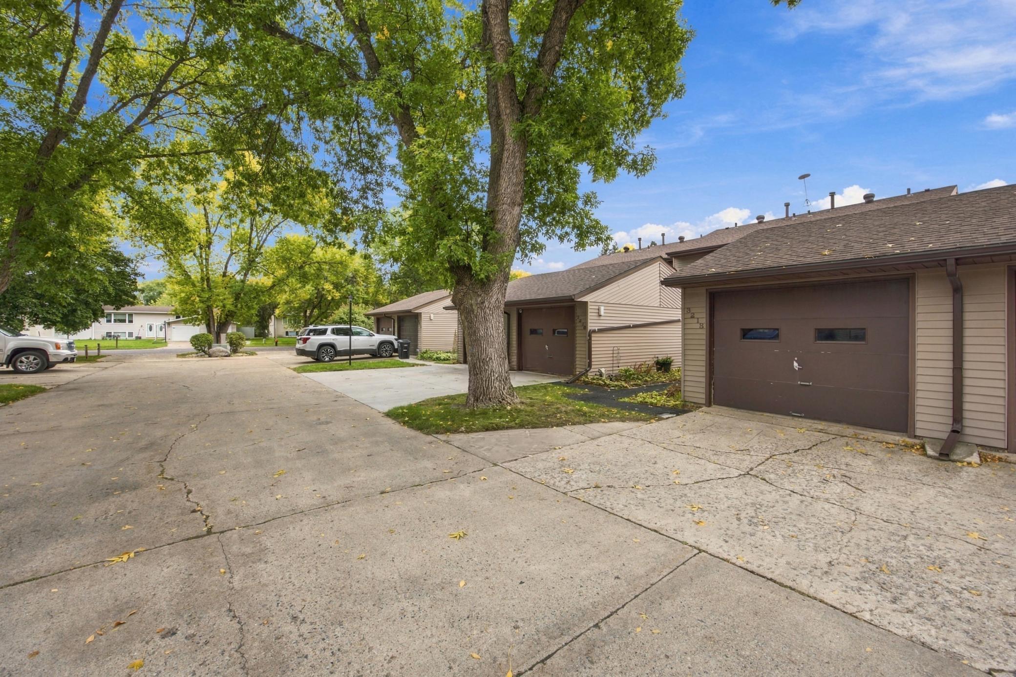 1973 townhouse for sale at 3218 2nd Street N in Fargo, ND — 2 bed, 3 bath (photo 23 of 23)