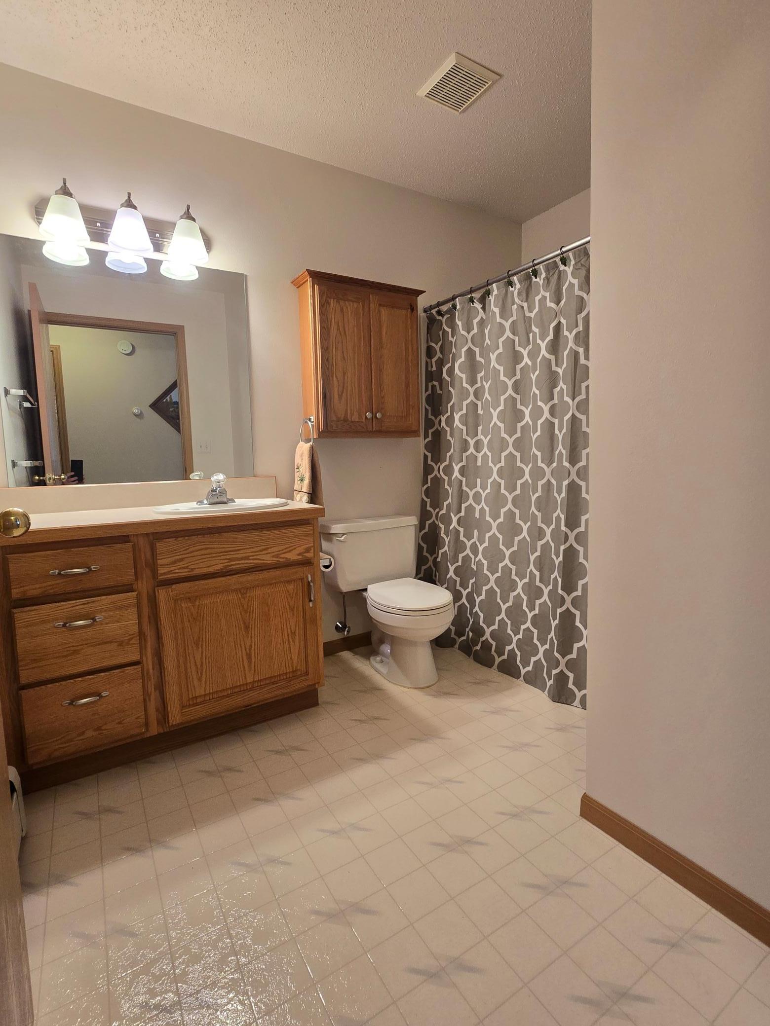 1997 home for sale at 405 Clausen Avenue SW, Unit 5 in Bemidji, MN — 2 bed, 2 bath (photo 18 of 22)