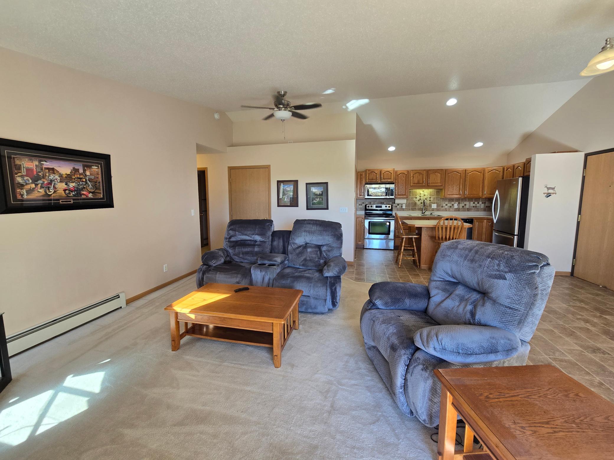 1997 home for sale at 405 Clausen Avenue SW, Unit 5 in Bemidji, MN — 2 bed, 2 bath (photo 3 of 22)