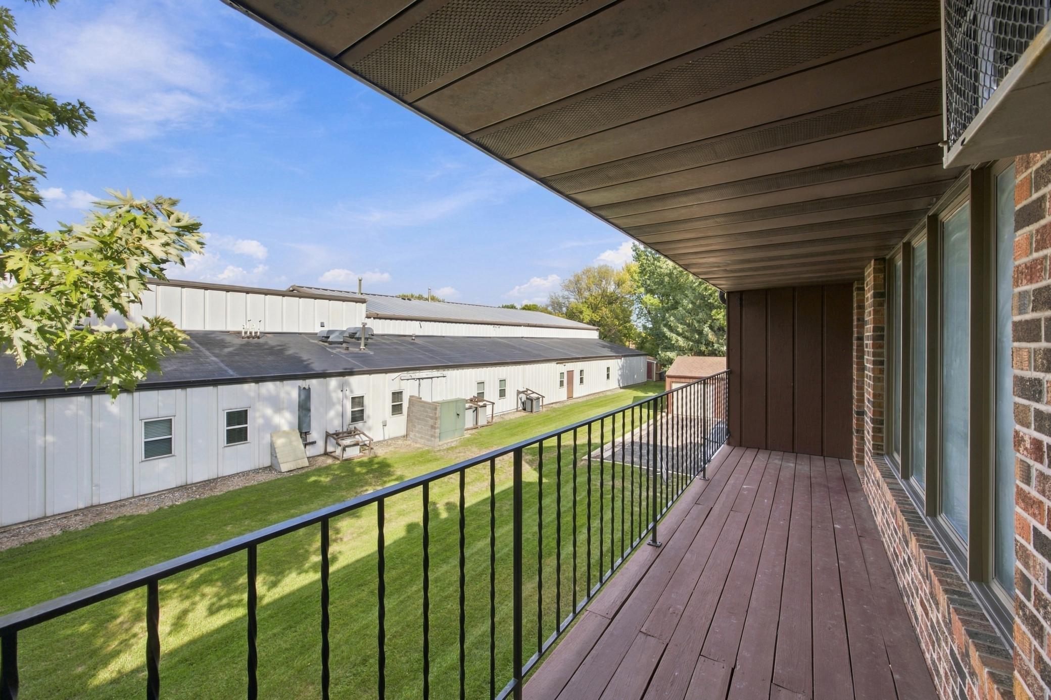 1978 condo for sale at 2620 25th Street S, Unit 8 in Fargo, ND — 2 bed, 1 bath (photo 17 of 19)