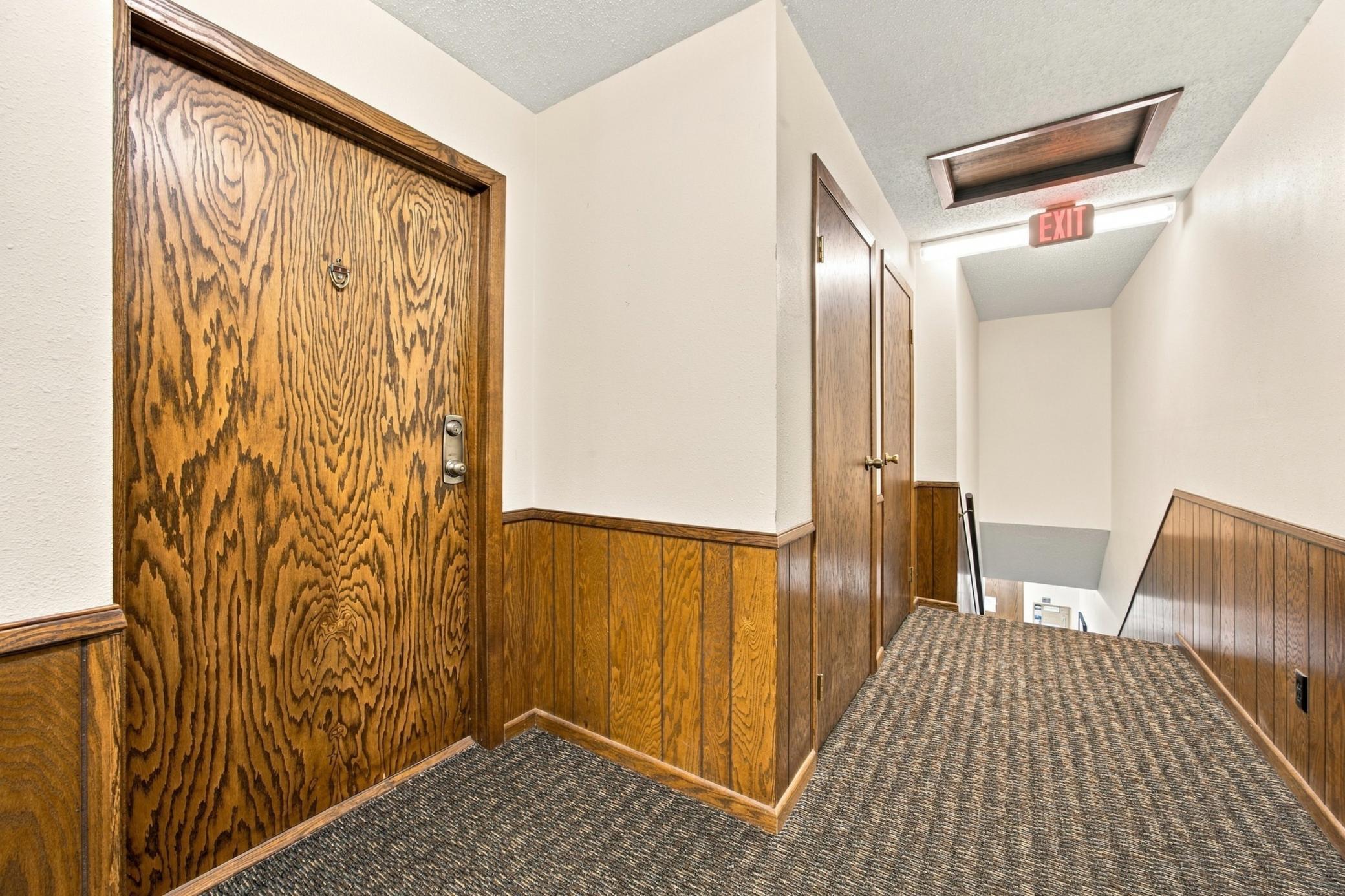 1978 condo for sale at 2620 25th Street S, Unit 8 in Fargo, ND — 2 bed, 1 bath (photo 4 of 19)