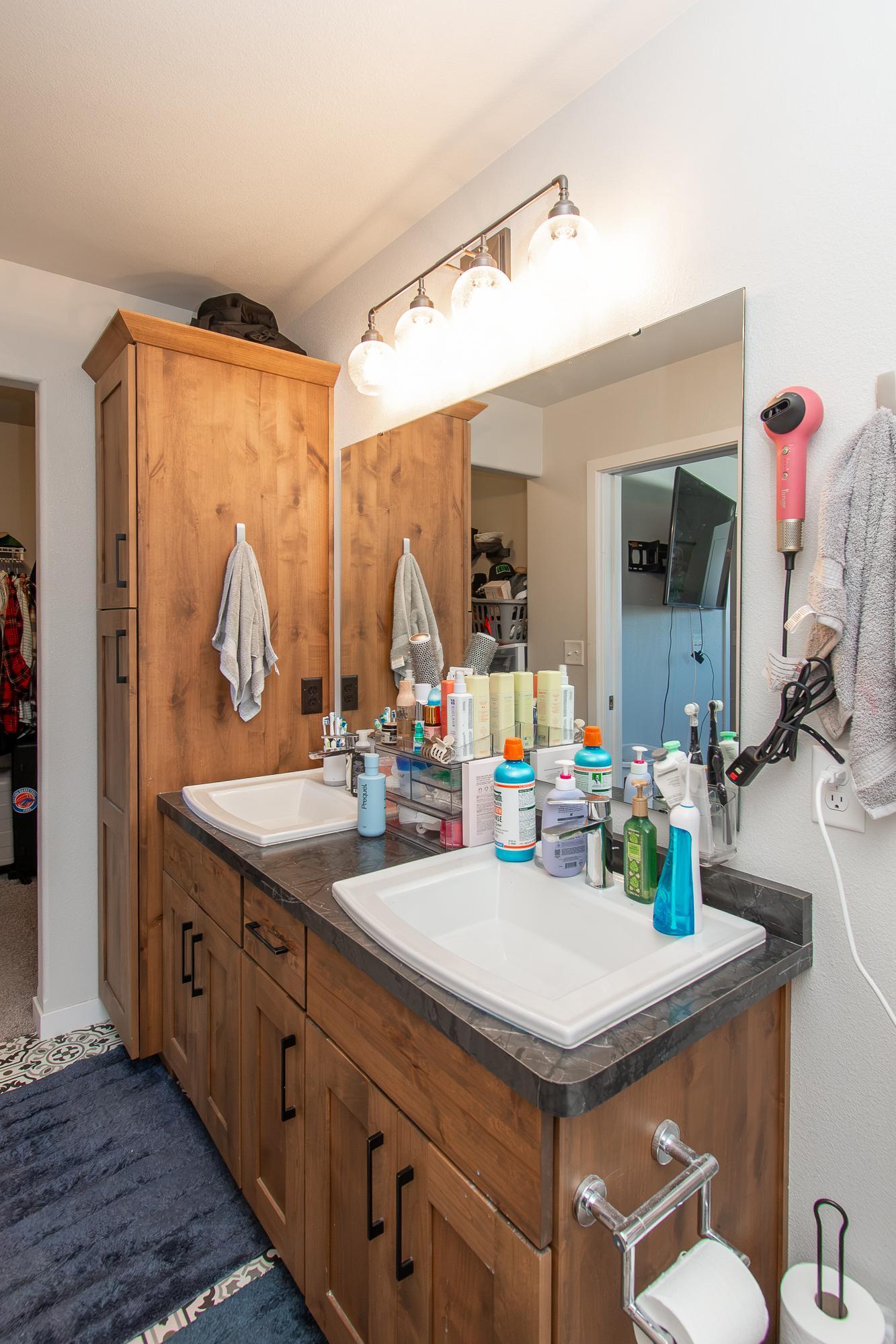 2018 single family home for sale at 2760 Westwood Street W in West Fargo, ND — 4 bed, 3 bath (photo 21 of 57)