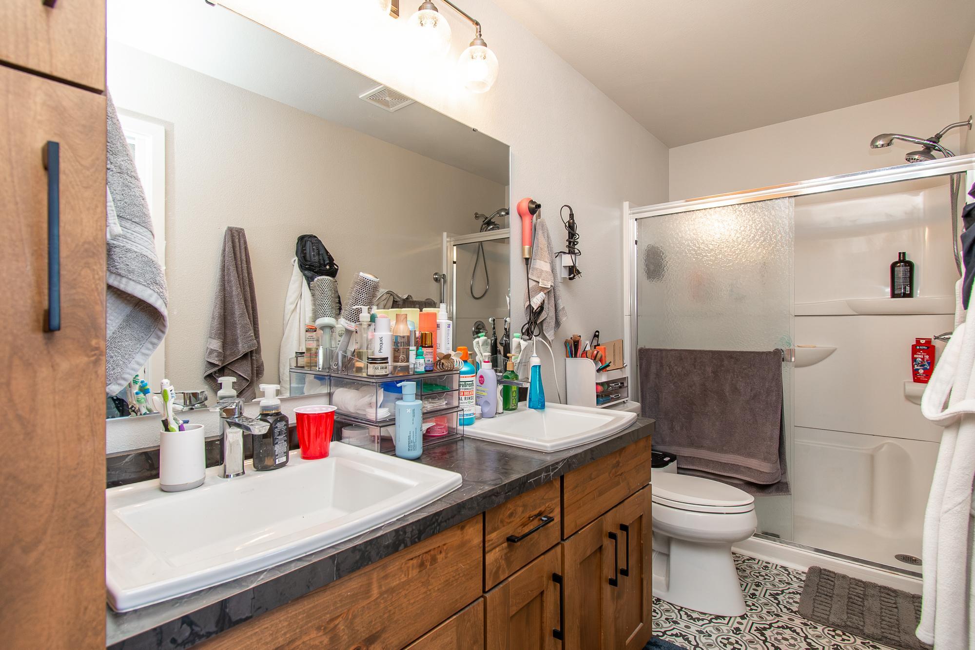 2018 single family home for sale at 2760 Westwood Street W in West Fargo, ND — 4 bed, 3 bath (photo 22 of 57)