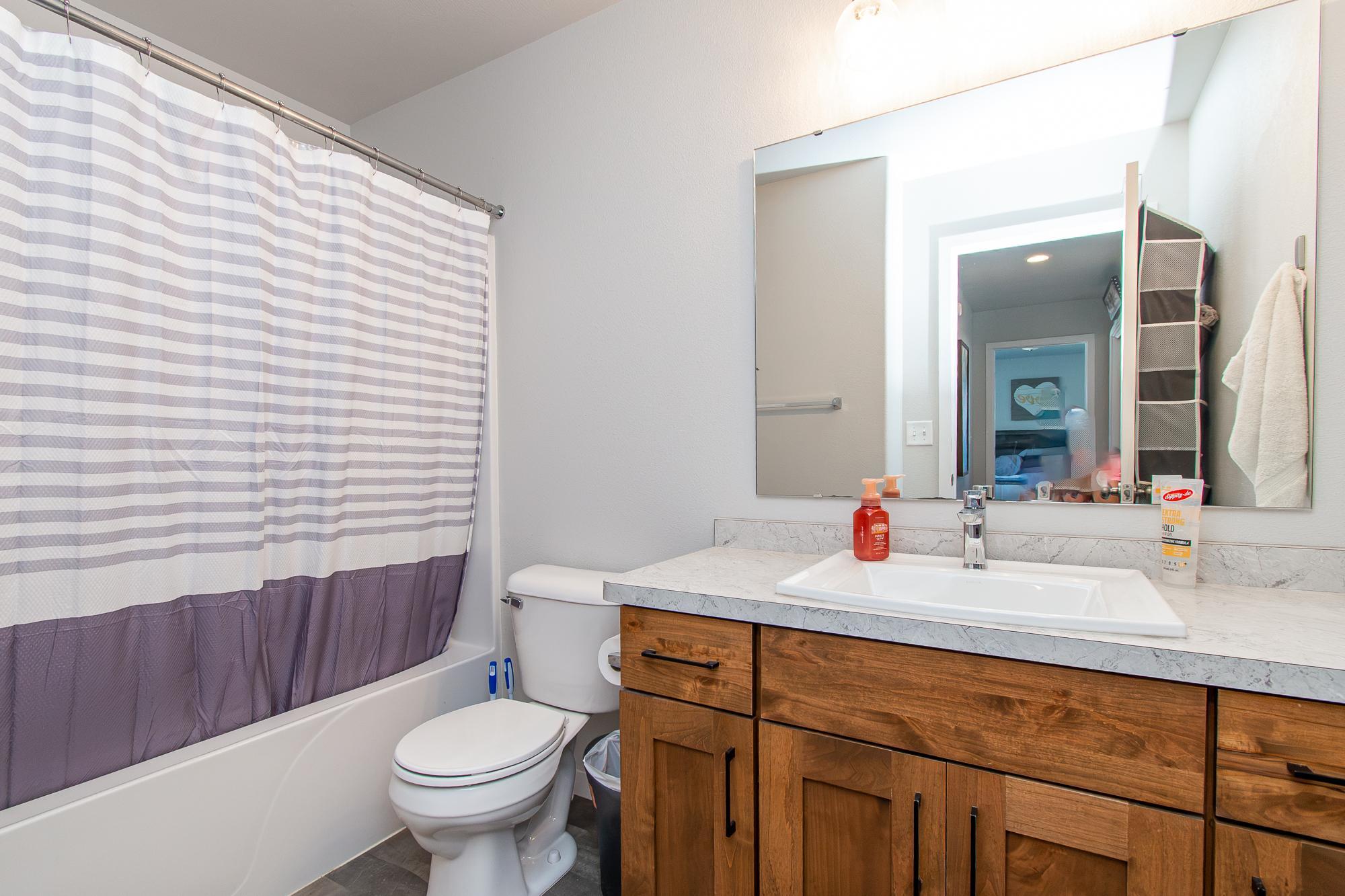 2018 single family home for sale at 2760 Westwood Street W in West Fargo, ND — 4 bed, 3 bath (photo 27 of 57)