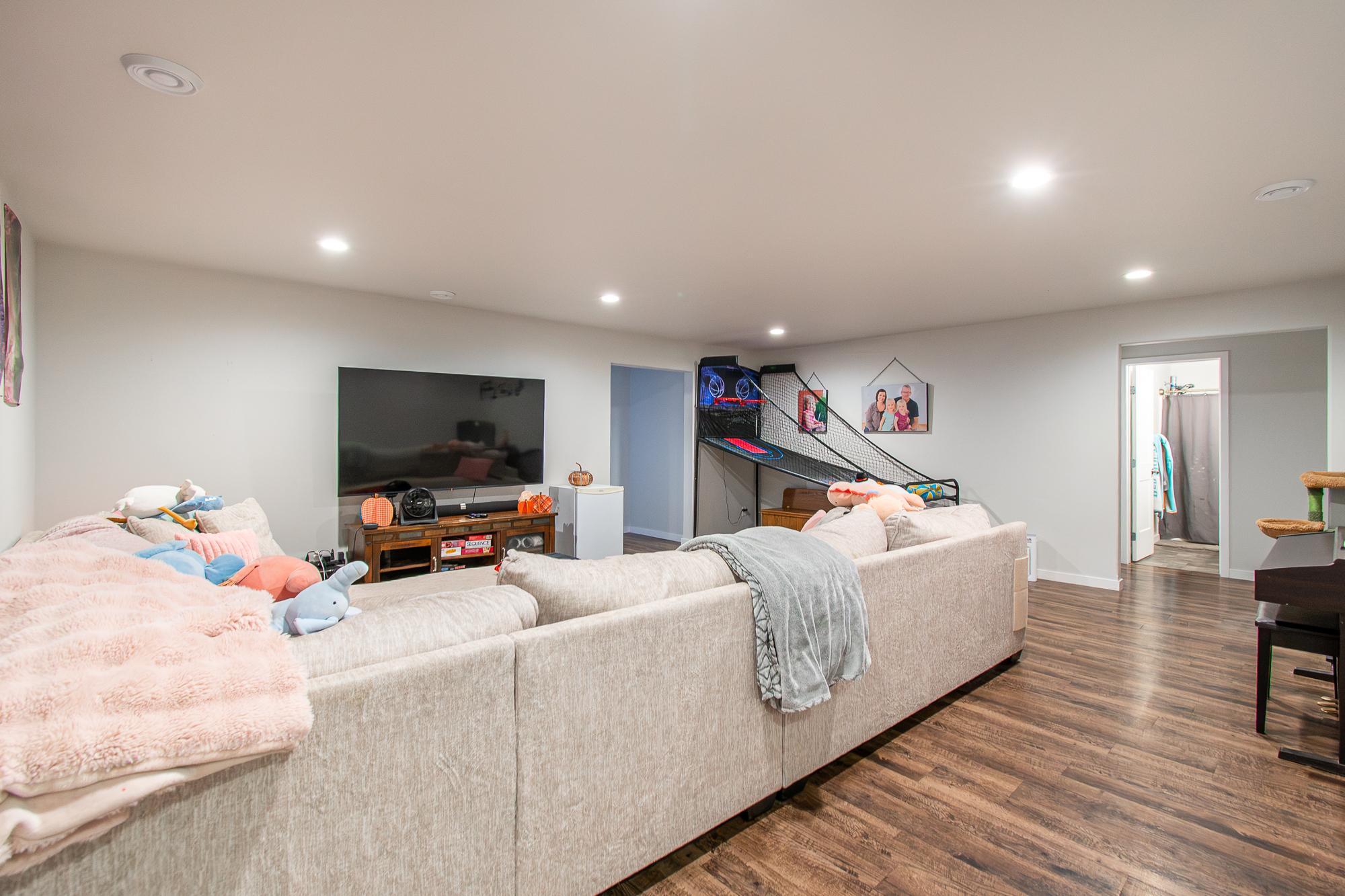 2018 single family home for sale at 2760 Westwood Street W in West Fargo, ND — 4 bed, 3 bath (photo 32 of 57)