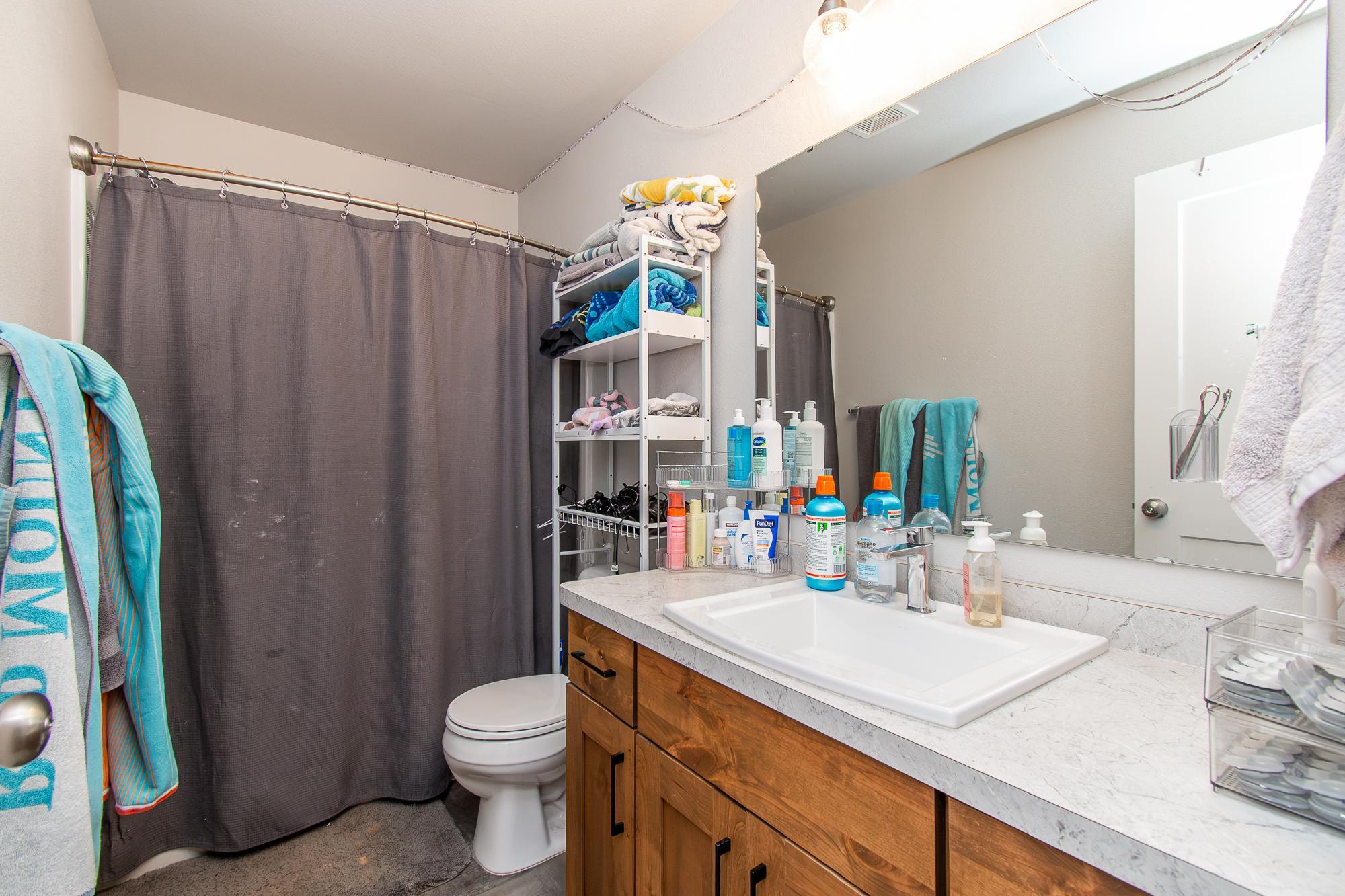 2018 single family home for sale at 2760 Westwood Street W in West Fargo, ND — 4 bed, 3 bath (photo 43 of 57)