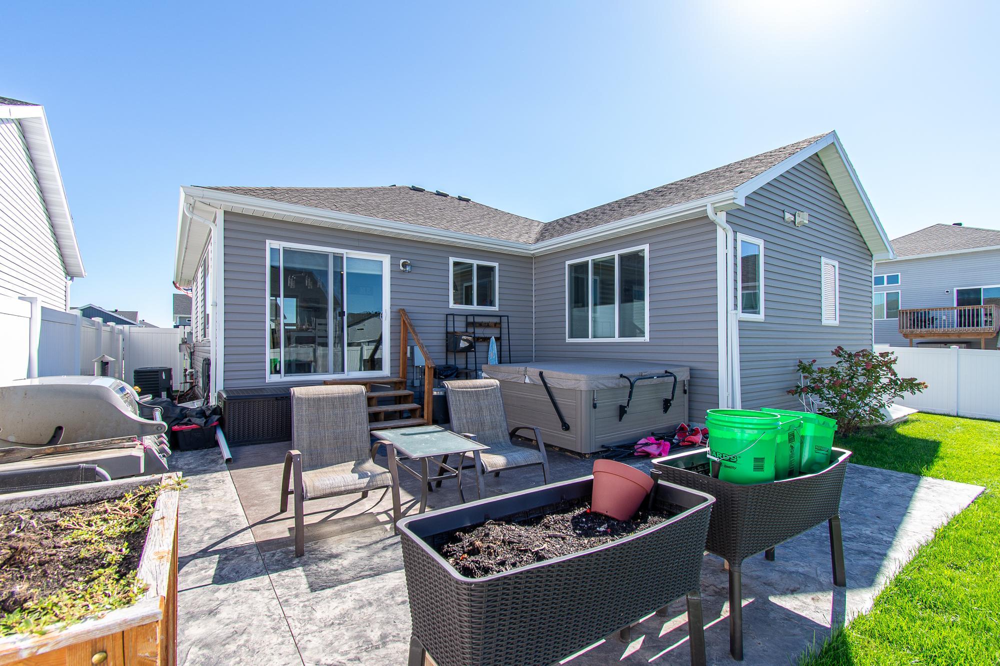 2018 single family home for sale at 2760 Westwood Street W in West Fargo, ND — 4 bed, 3 bath (photo 48 of 57)