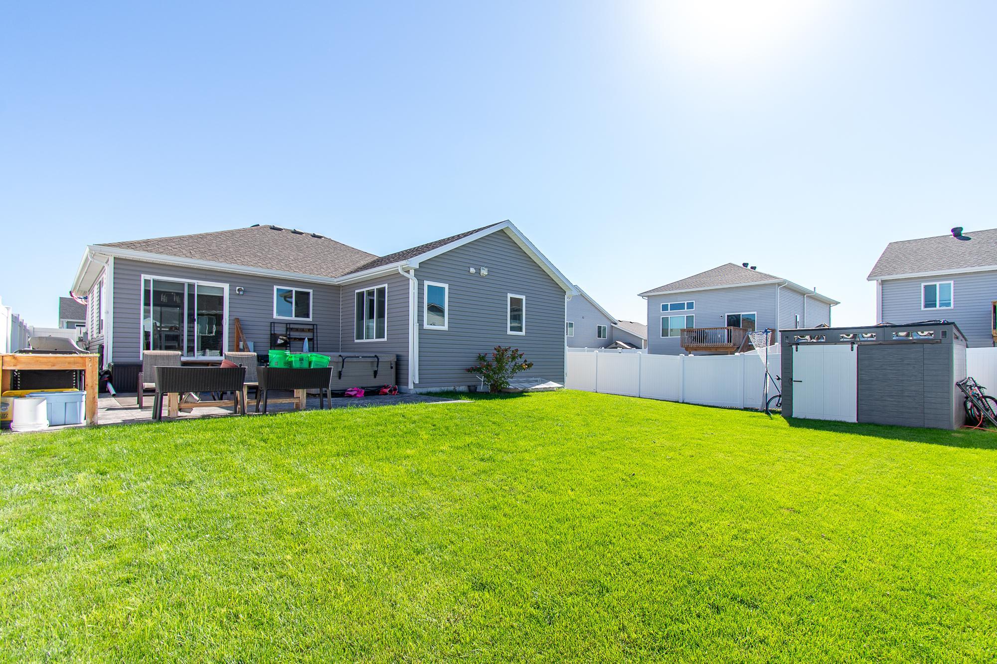 2018 single family home for sale at 2760 Westwood Street W in West Fargo, ND — 4 bed, 3 bath (photo 49 of 57)