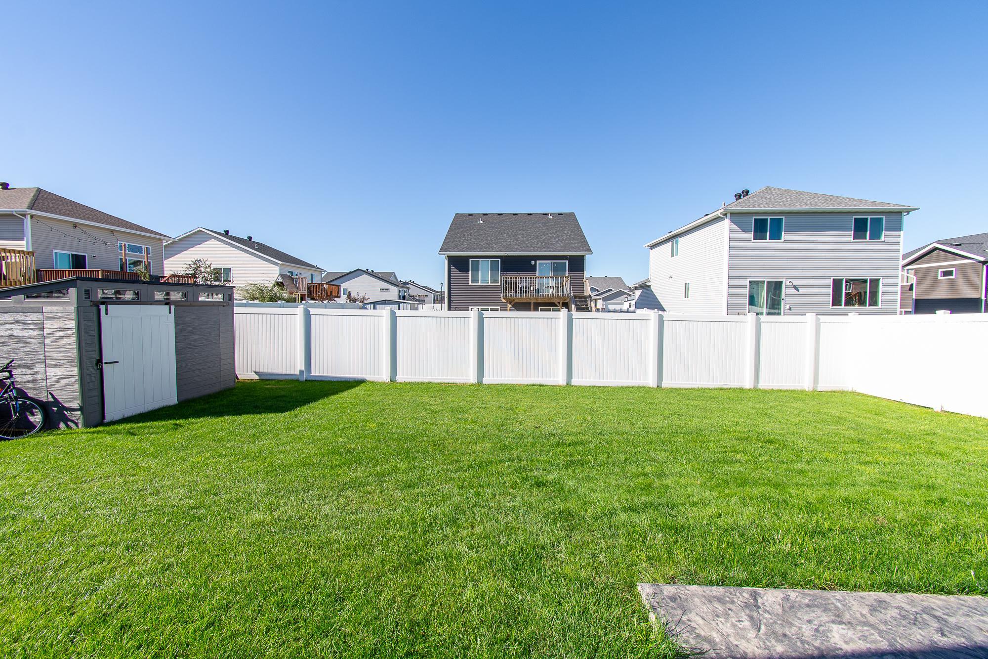 2018 single family home for sale at 2760 Westwood Street W in West Fargo, ND — 4 bed, 3 bath (photo 55 of 57)