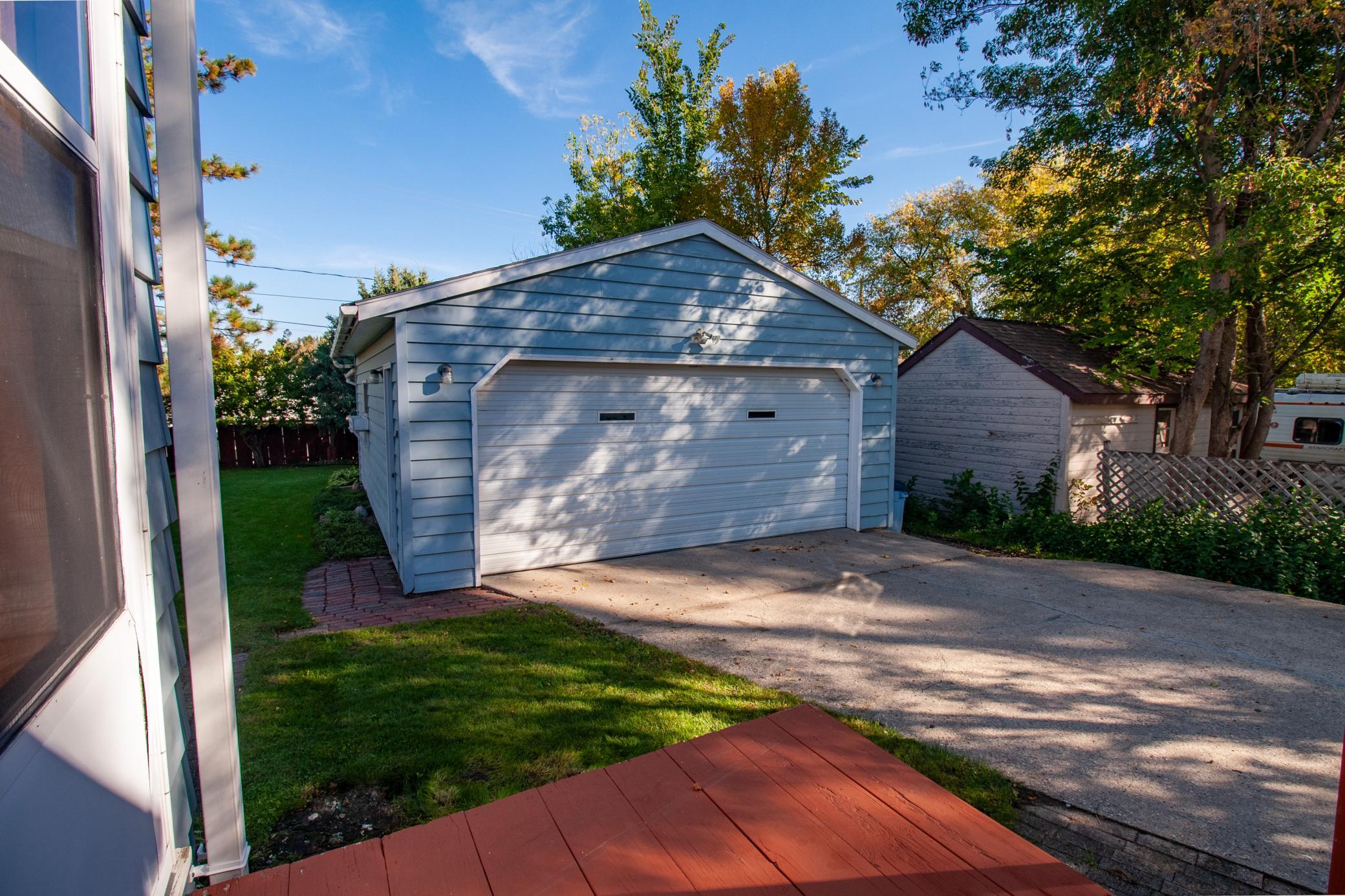 1952 single family home for sale at 908 W Linden Street W in Fergus Falls, MN — 3 bed, 2 bath (photo 17 of 70)