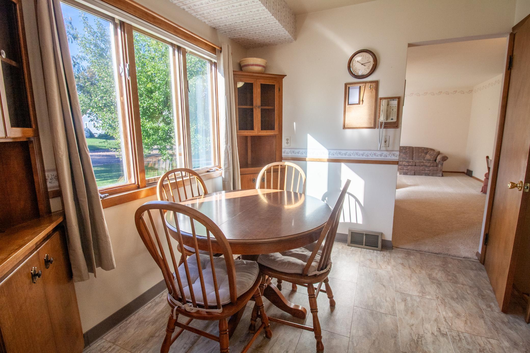 1952 single family home for sale at 908 W Linden Street W in Fergus Falls, MN — 3 bed, 2 bath (photo 19 of 70)