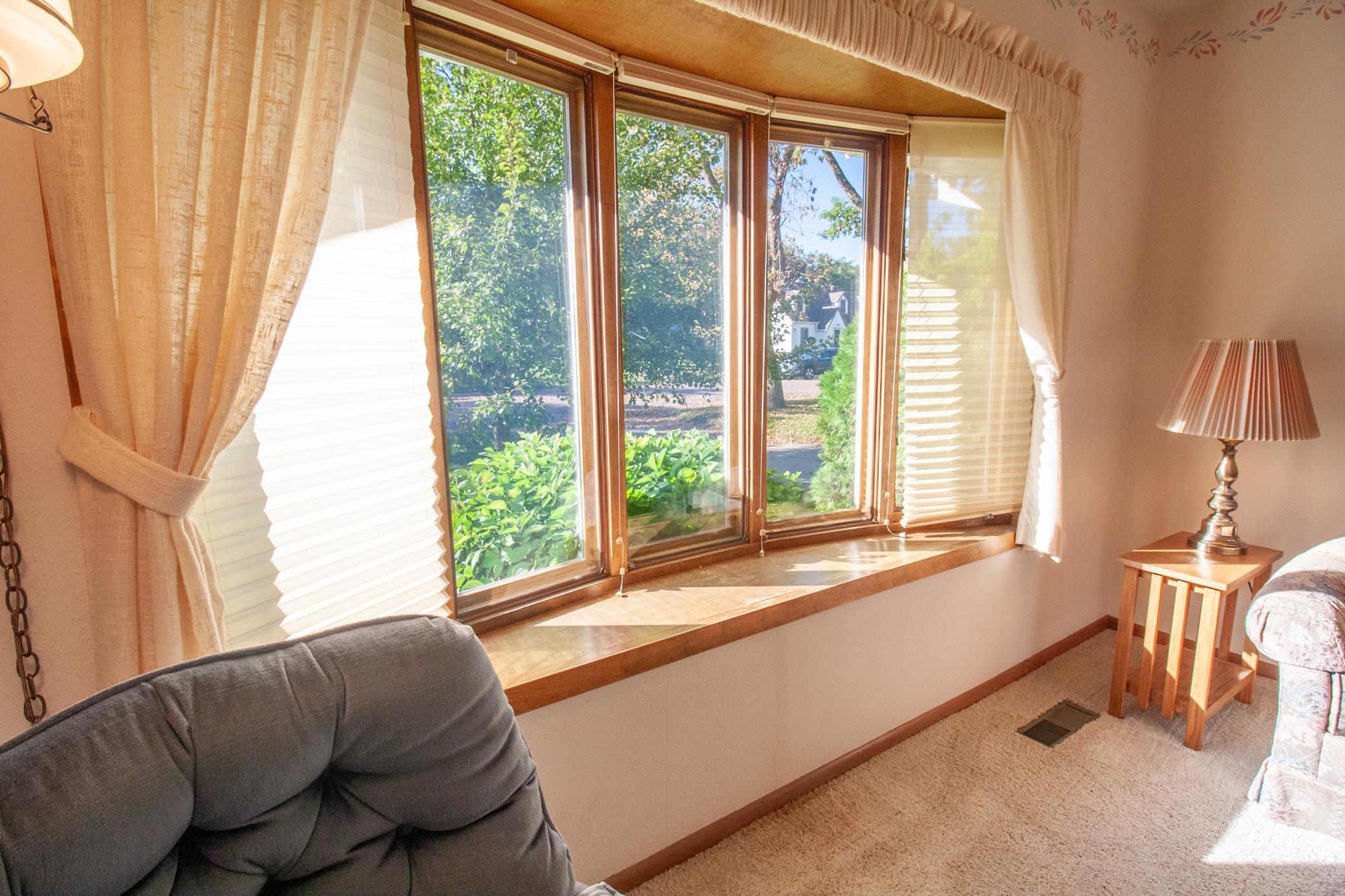 1952 single family home for sale at 908 W Linden Street W in Fergus Falls, MN — 3 bed, 2 bath (photo 29 of 70)
