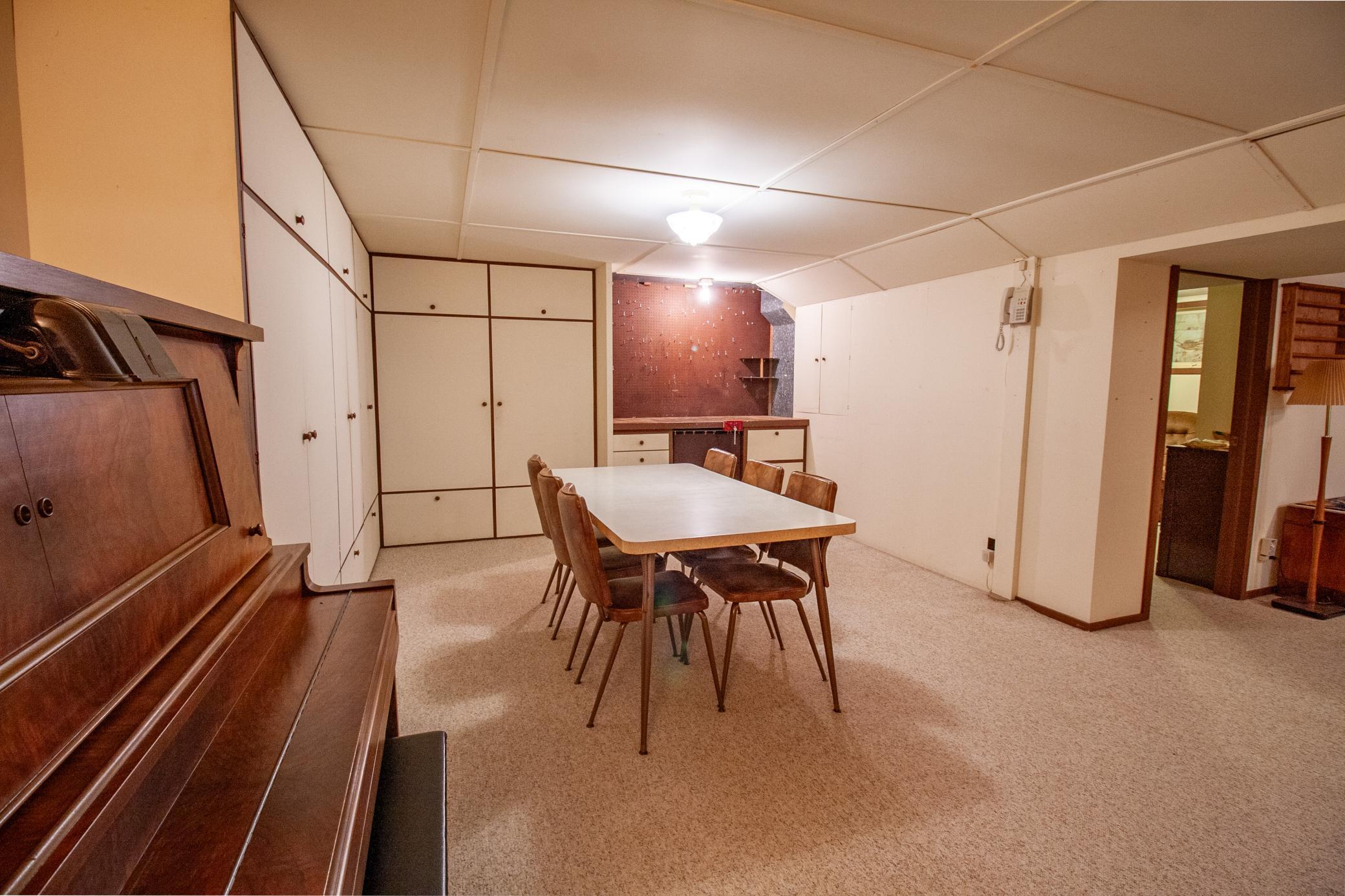 1952 single family home for sale at 908 W Linden Street W in Fergus Falls, MN — 3 bed, 2 bath (photo 49 of 70)