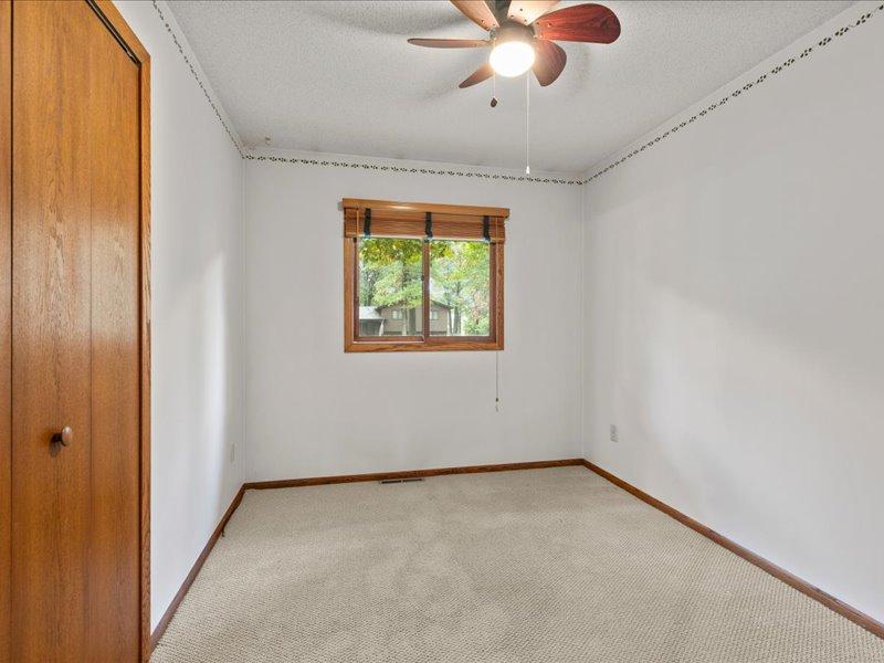1979 single family home for sale at 12863 Kingwood Drive in Baxter, MN — 3 bed, 1 bath (photo 13 of 35)