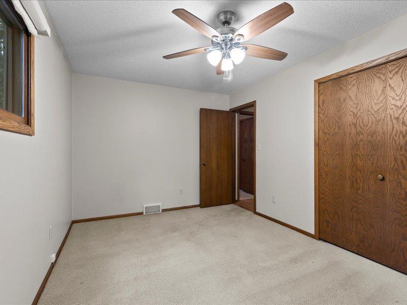 1979 single family home for sale at 12863 Kingwood Drive in Baxter, MN — 3 bed, 1 bath (photo 17 of 35)