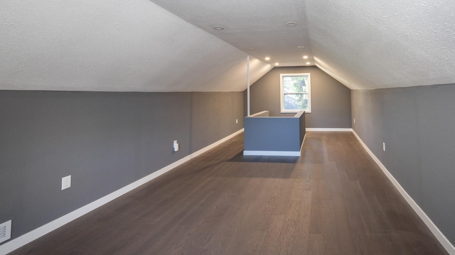 1941 single family home for sale at 311 15th Street S in Moorhead, MN — 3 bed, 1 bath (photo 16 of 21)
