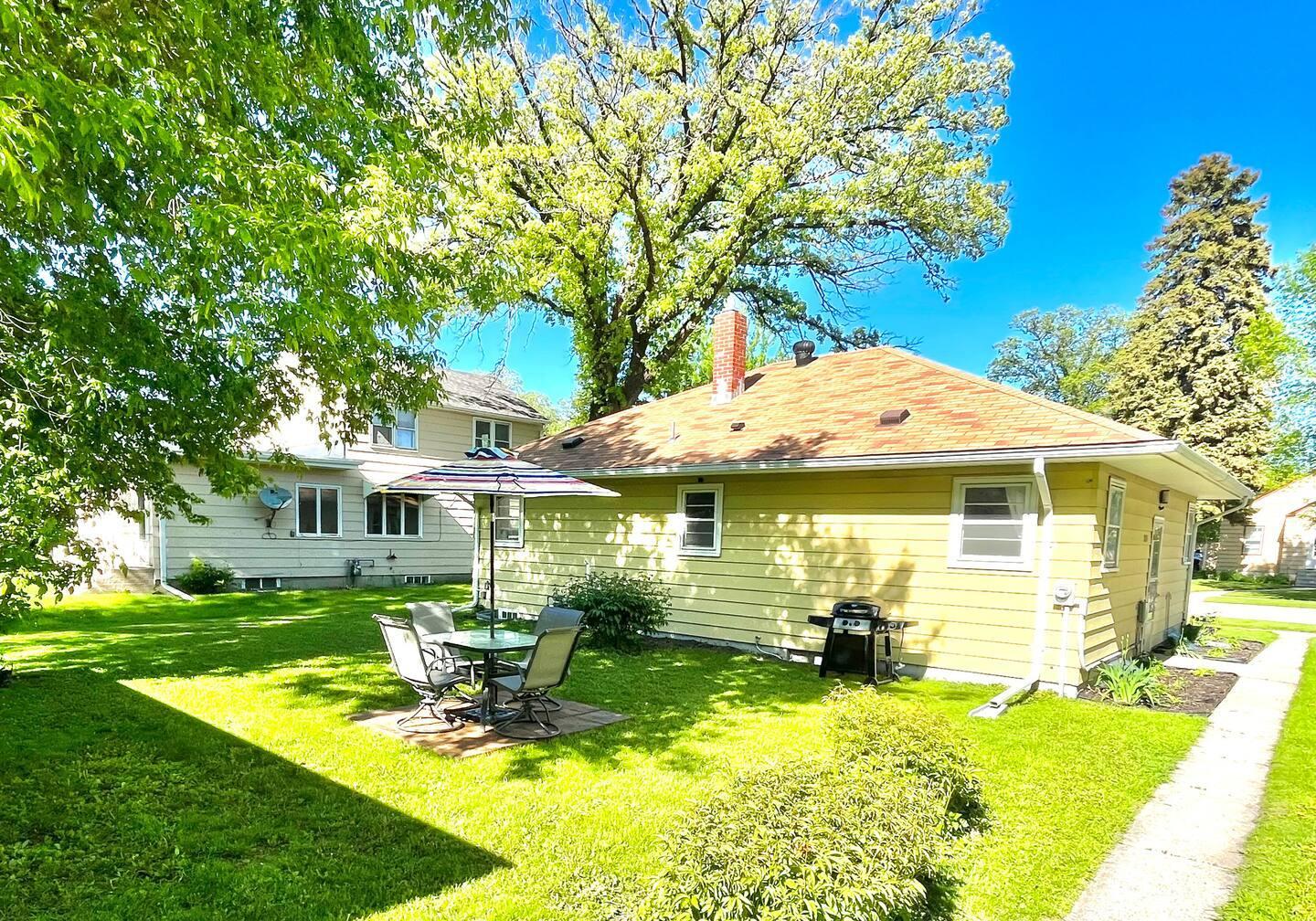 1955 single family home for sale at 213 Tindolph Avenue N in Thief River Falls, MN — 2 bed, 2 bath (photo 3 of 22)