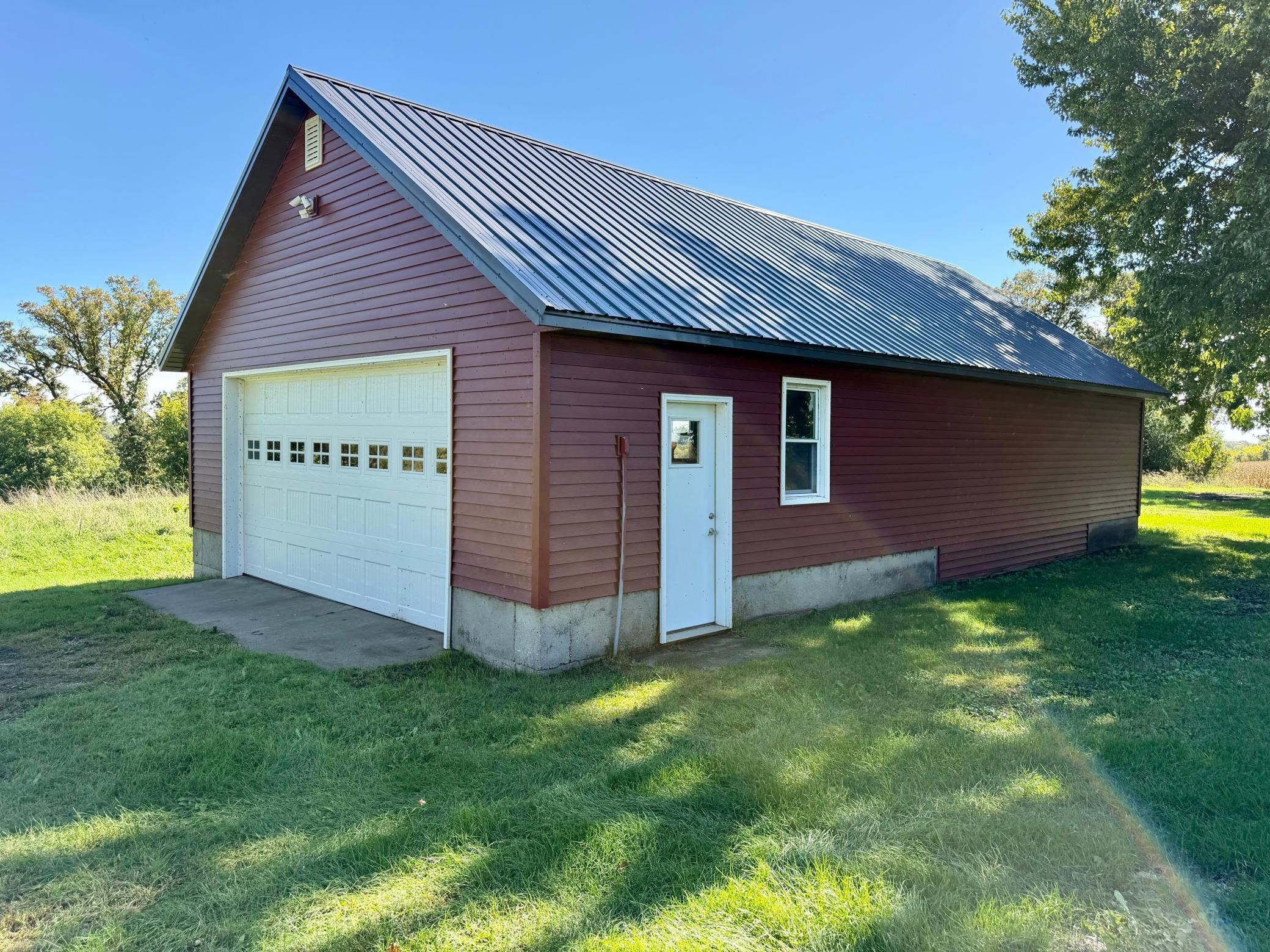 1927 single family home for sale at 29930 147th Street in Dalton, MN — 4 bed, 2 bath (photo 29 of 41)
