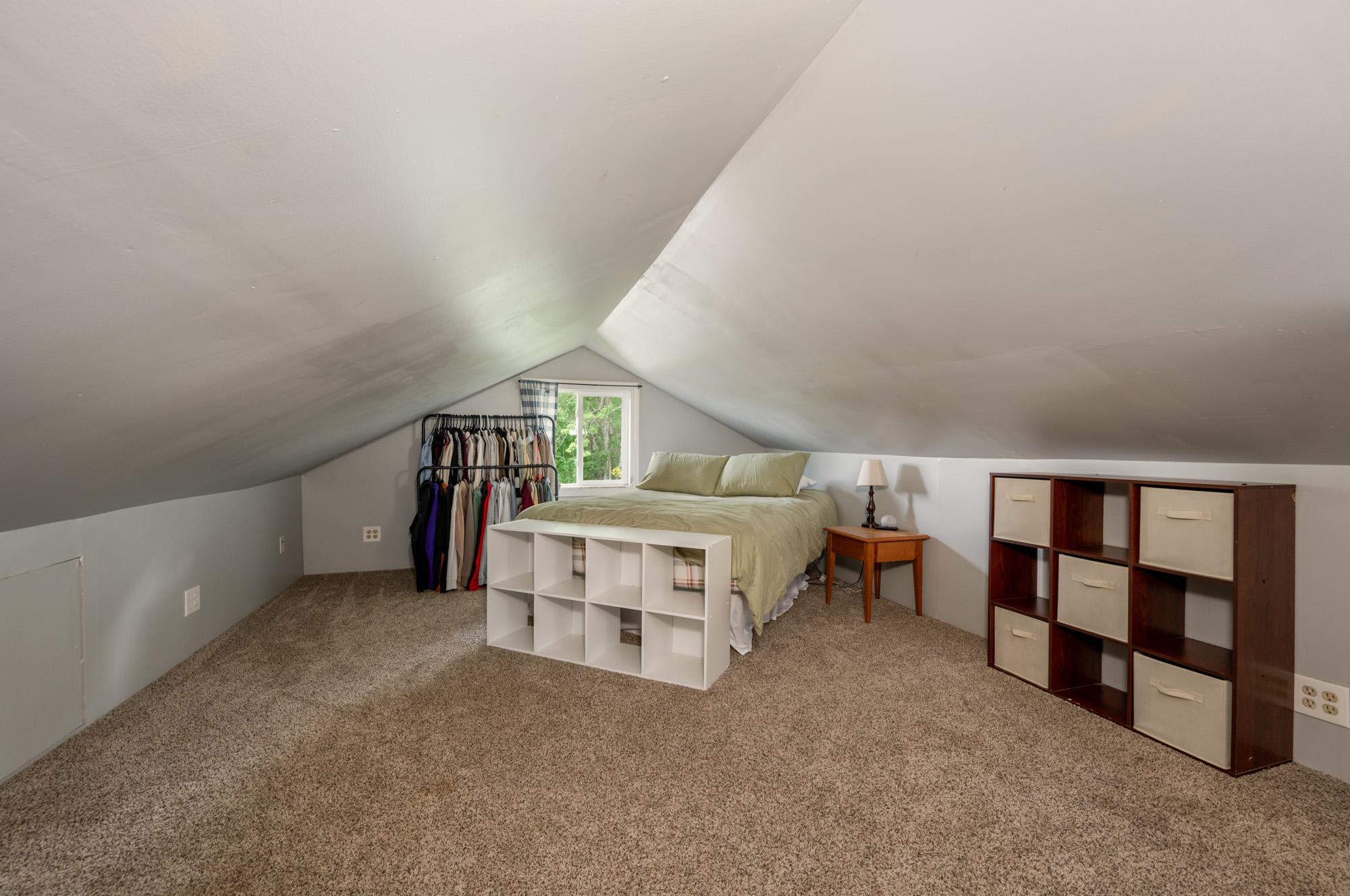 1900 single family home for sale at 36113 Scenic Highway in Bovey, MN — 2 bed, 1 bath (photo 16 of 40)