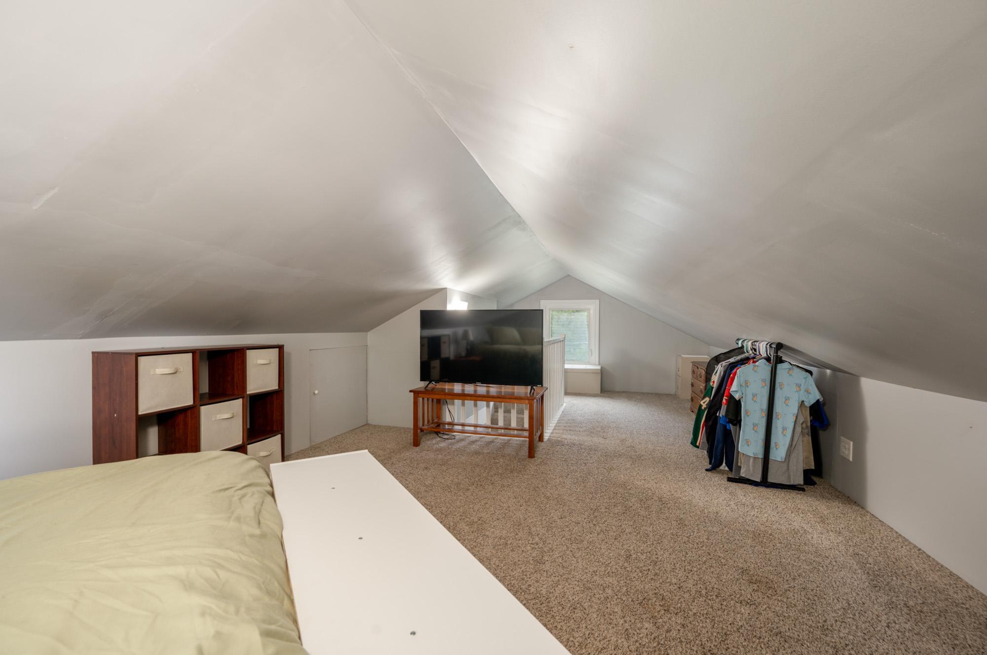 1900 single family home for sale at 36113 Scenic Highway in Bovey, MN — 2 bed, 1 bath (photo 17 of 40)