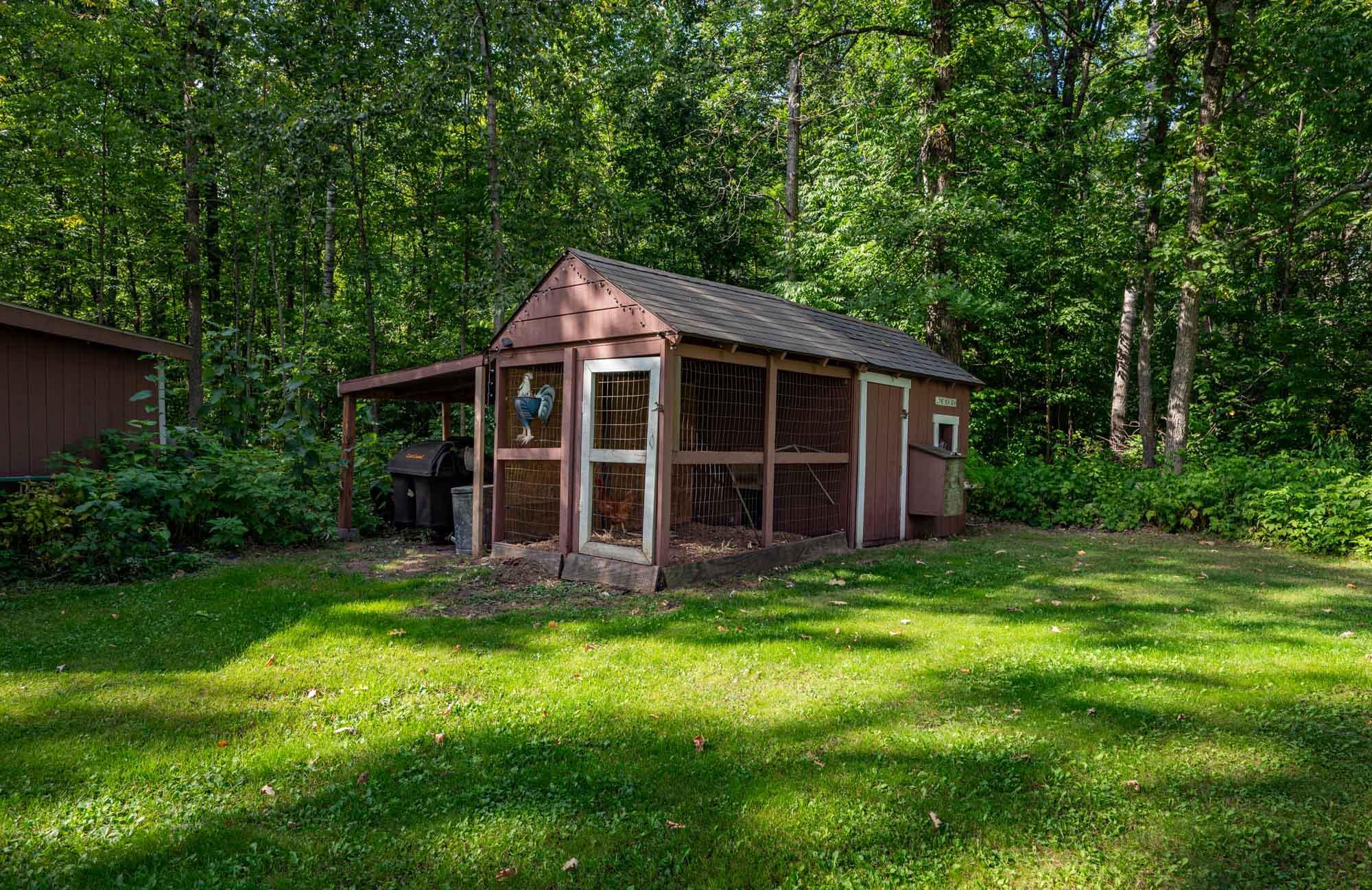 1900 single family home for sale at 36113 Scenic Highway in Bovey, MN — 2 bed, 1 bath (photo 31 of 40)