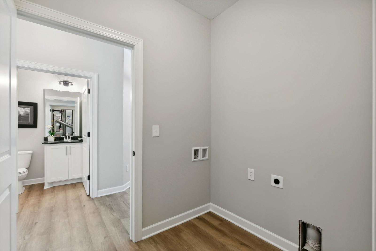 2024 twin home for sale at 13153 Berrywood Drive in Baxter, MN — 2 bed, 2 bath (photo 24 of 35)