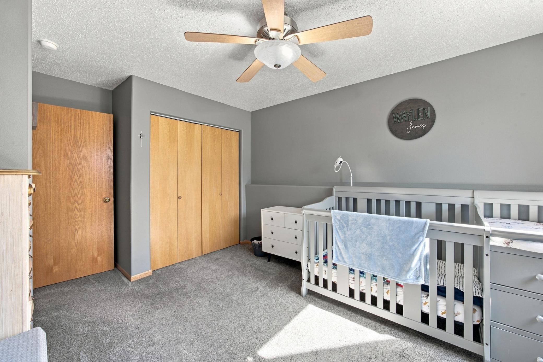 2004 twin home for sale at 1656 6 Street W in West Fargo, ND — 3 bed, 2 bath (photo 21 of 28)