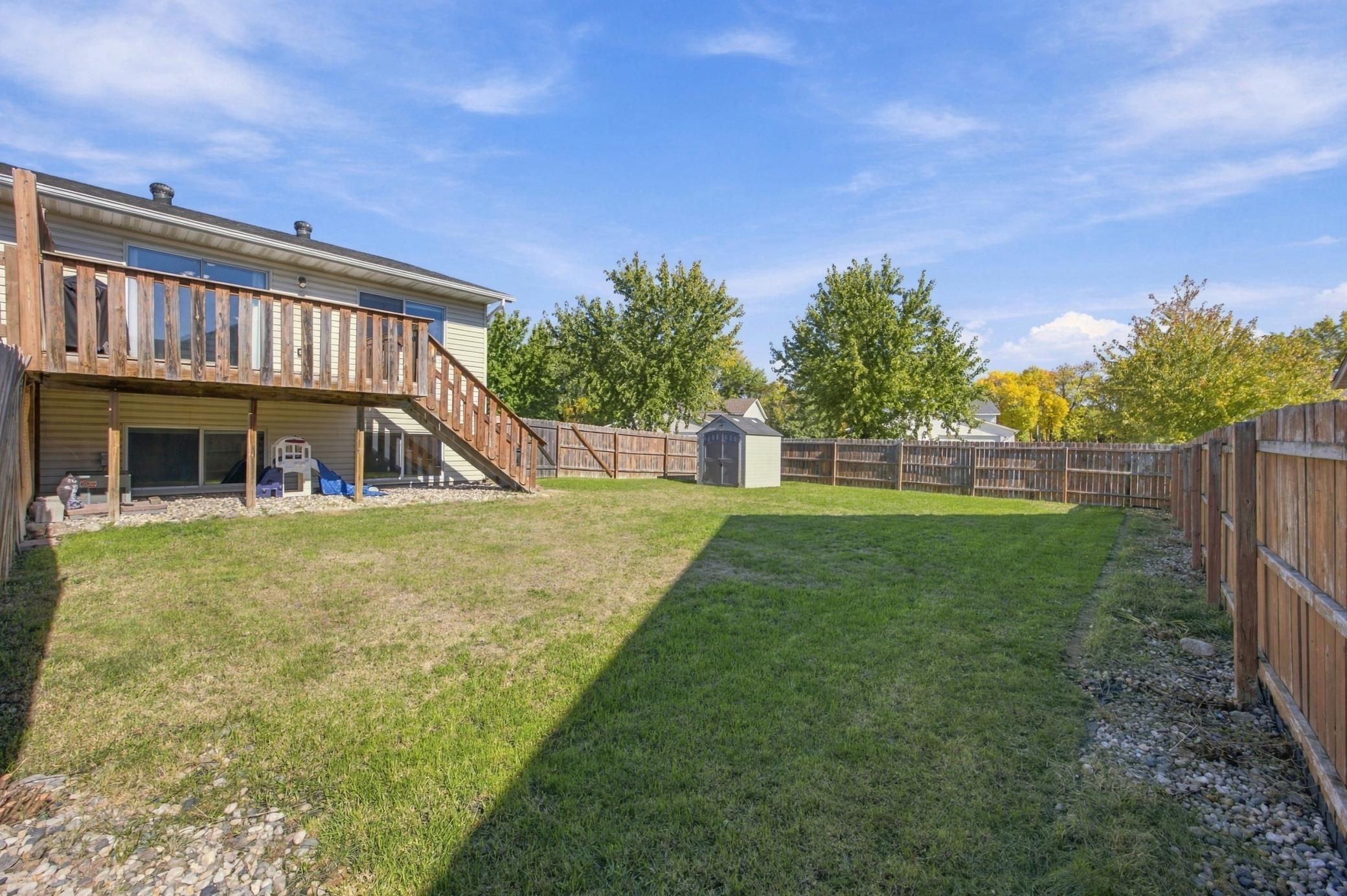 2004 twin home for sale at 1656 6 Street W in West Fargo, ND — 3 bed, 2 bath (photo 28 of 28)